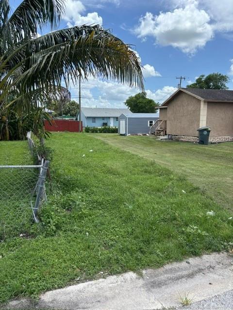 525 SW 9th Street, Belle Glade, FL 33430, Belle Glade - Photo 3