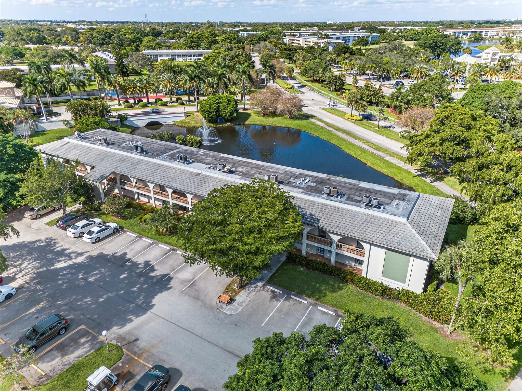 1101 Bahama Bend H2, Coconut Creek, FL 33066, Coconut Creek - Photo 3