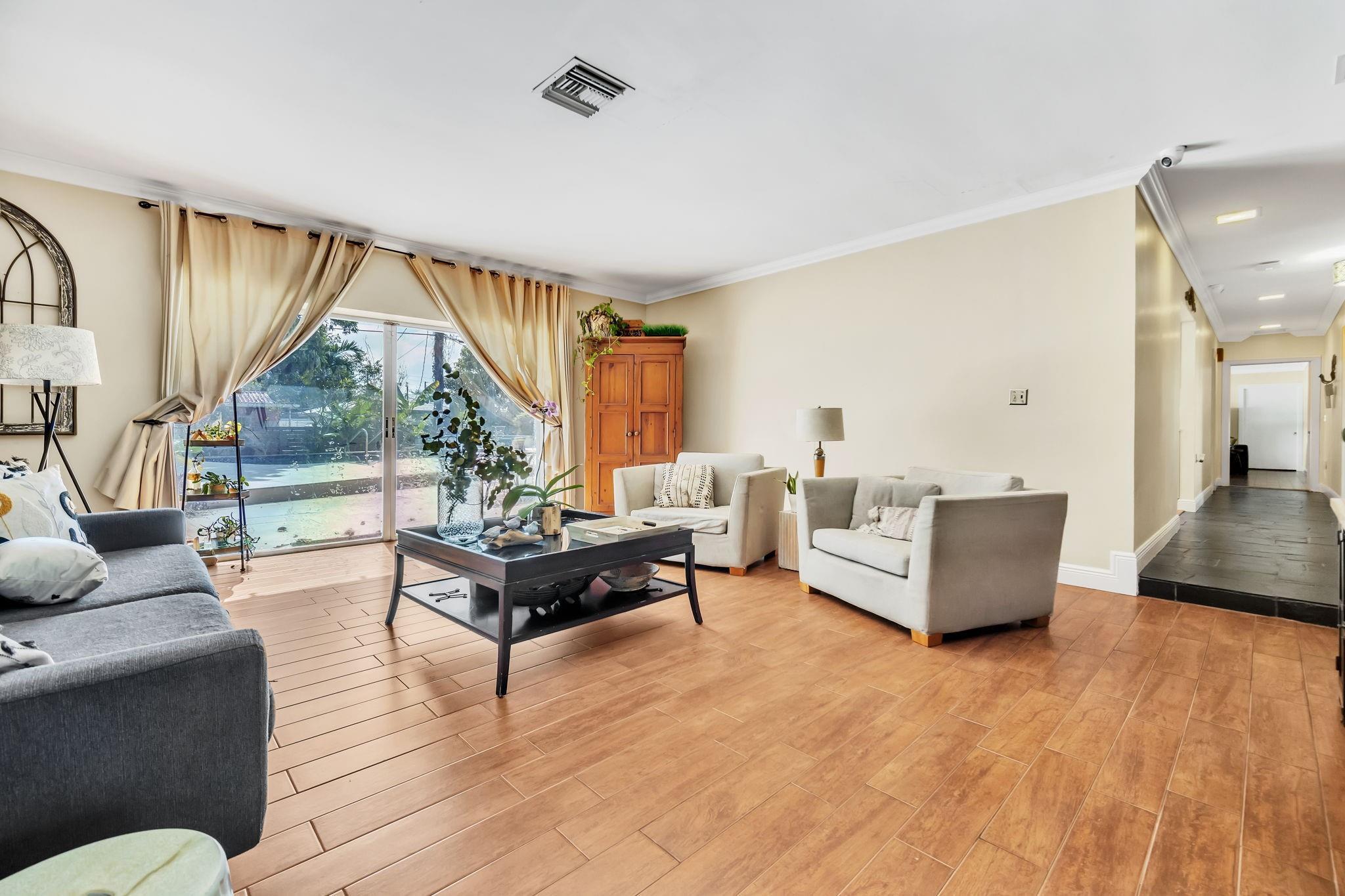 4734 Jefferson Street, Hollywood, FL 33021, Hollywood - Photo 4