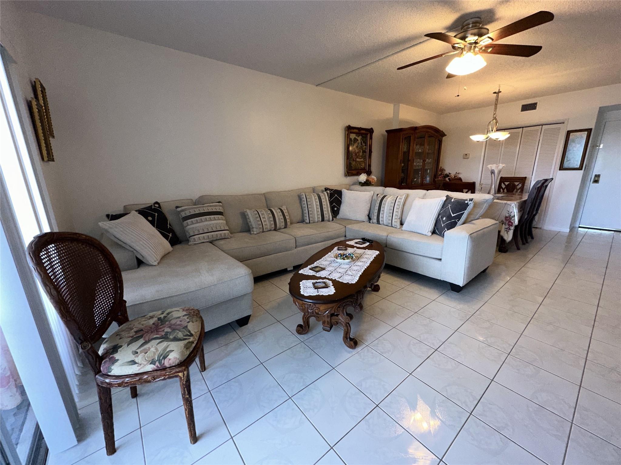 4330 Hillcrest Drive 904, Hollywood, FL 33021, Hollywood - Photo 2