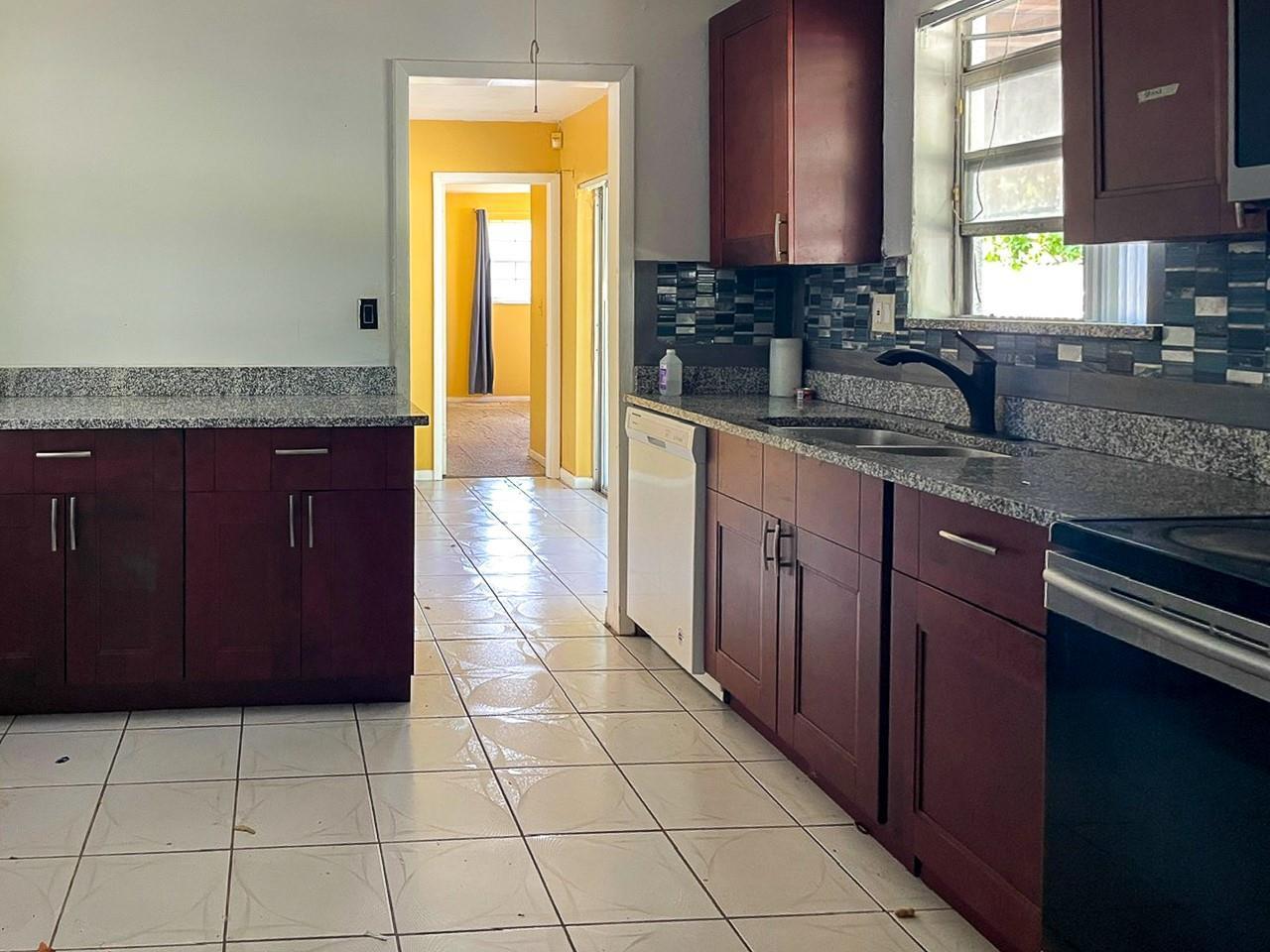 2421 NW 63rd Avenue, Sunrise, FL 33313, Sunrise - Photo 3