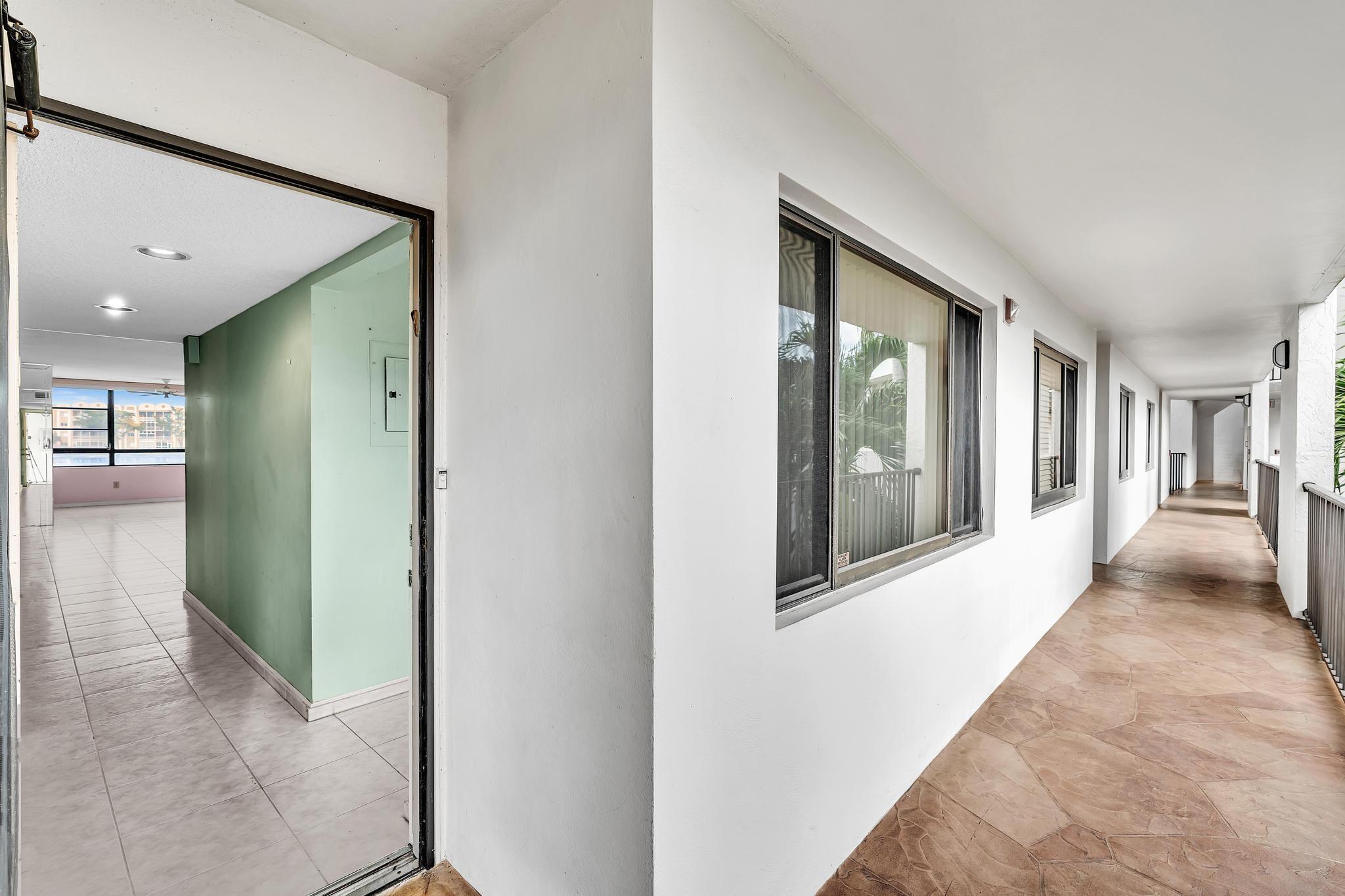 10442 E Clairmont Circle 204, Tamarac, FL 33321, Tamarac - Photo 3