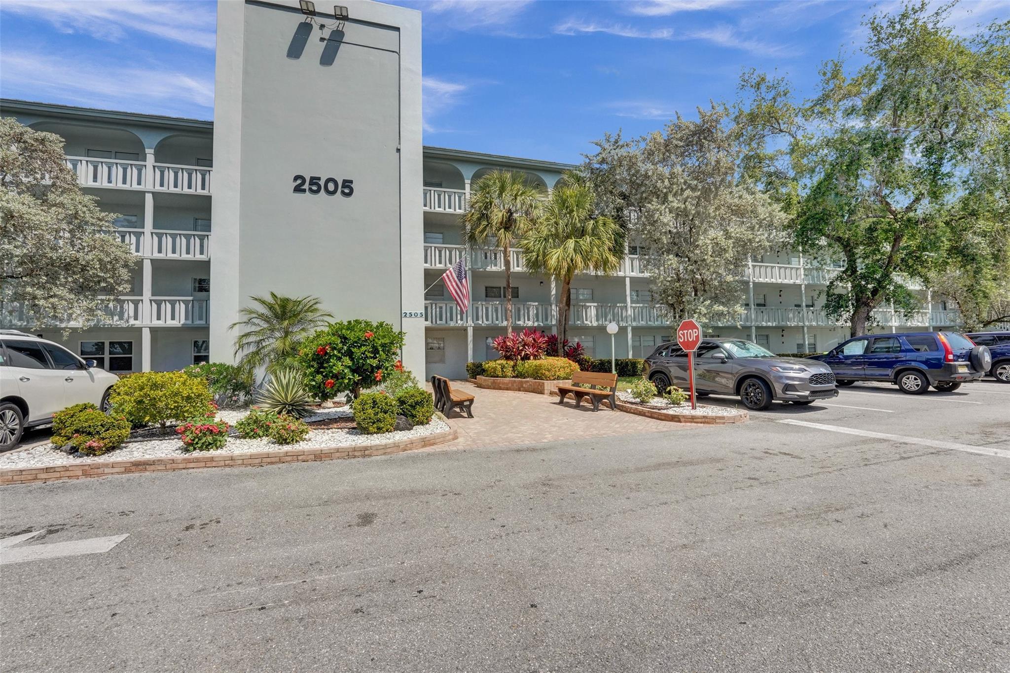 2505 Antigua Terrace L3, Coconut Creek, FL 33066, Coconut Creek - Photo 3