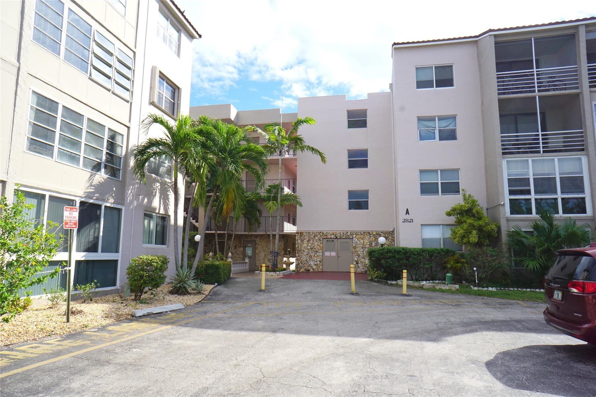 2821 Somerset Drive 203, Lauderdale Lakes, FL 33311, Lauderdale Lakes