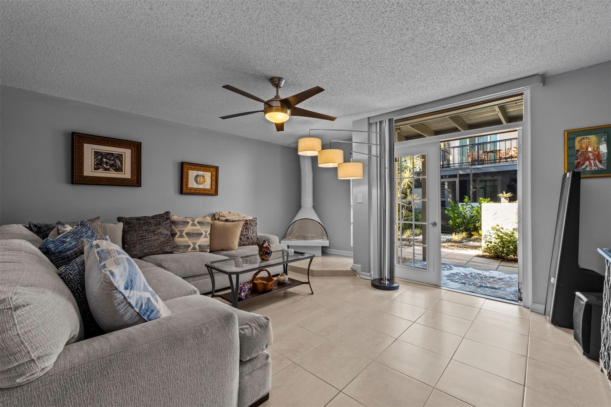 653 Cypress Lane 21b, Wilton Manors, FL 33305, Wilton Manors - Photo 4