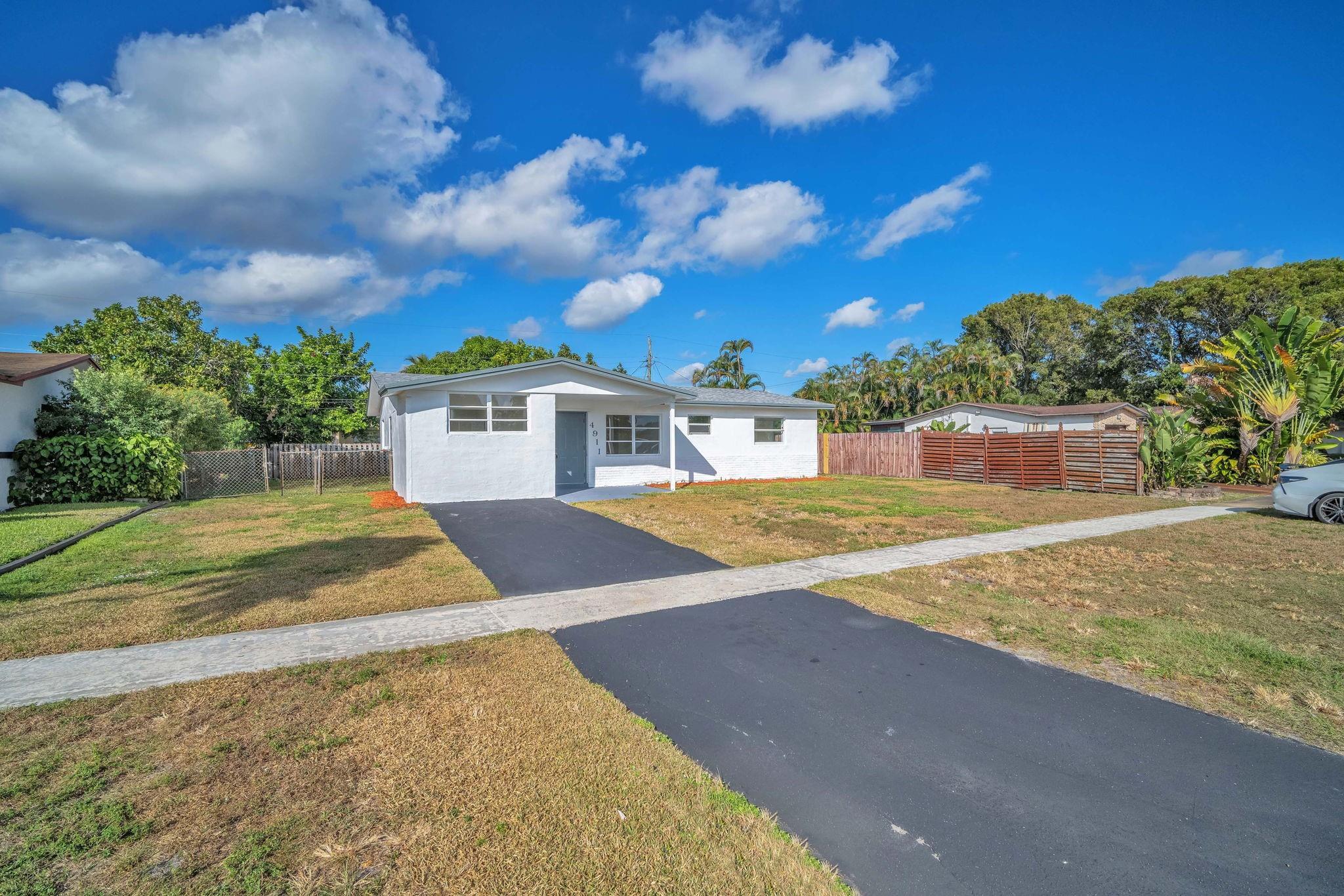 4911 NW 16th Street, Lauderhill, FL 33313, Lauderhill - Photo 2