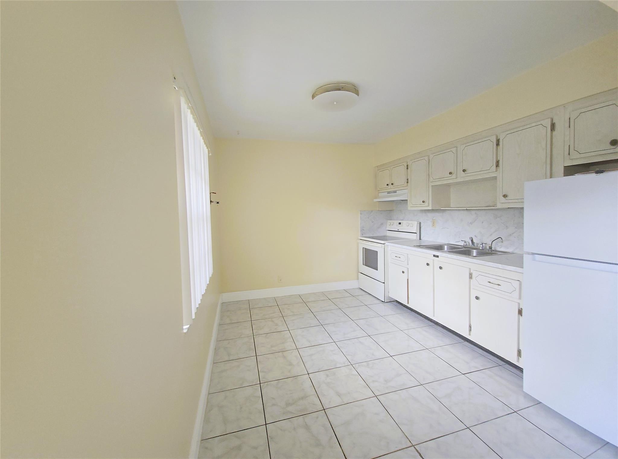 3980 NW 30th Terrace, Lauderdale Lakes, FL 33309, Lauderdale Lakes - Photo 3