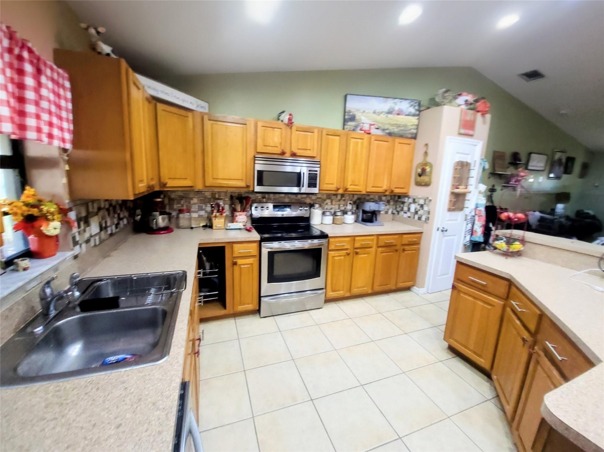 1153 Jerdik Drive, Moore Haven, FL 33471, Moore Haven - Photo 5