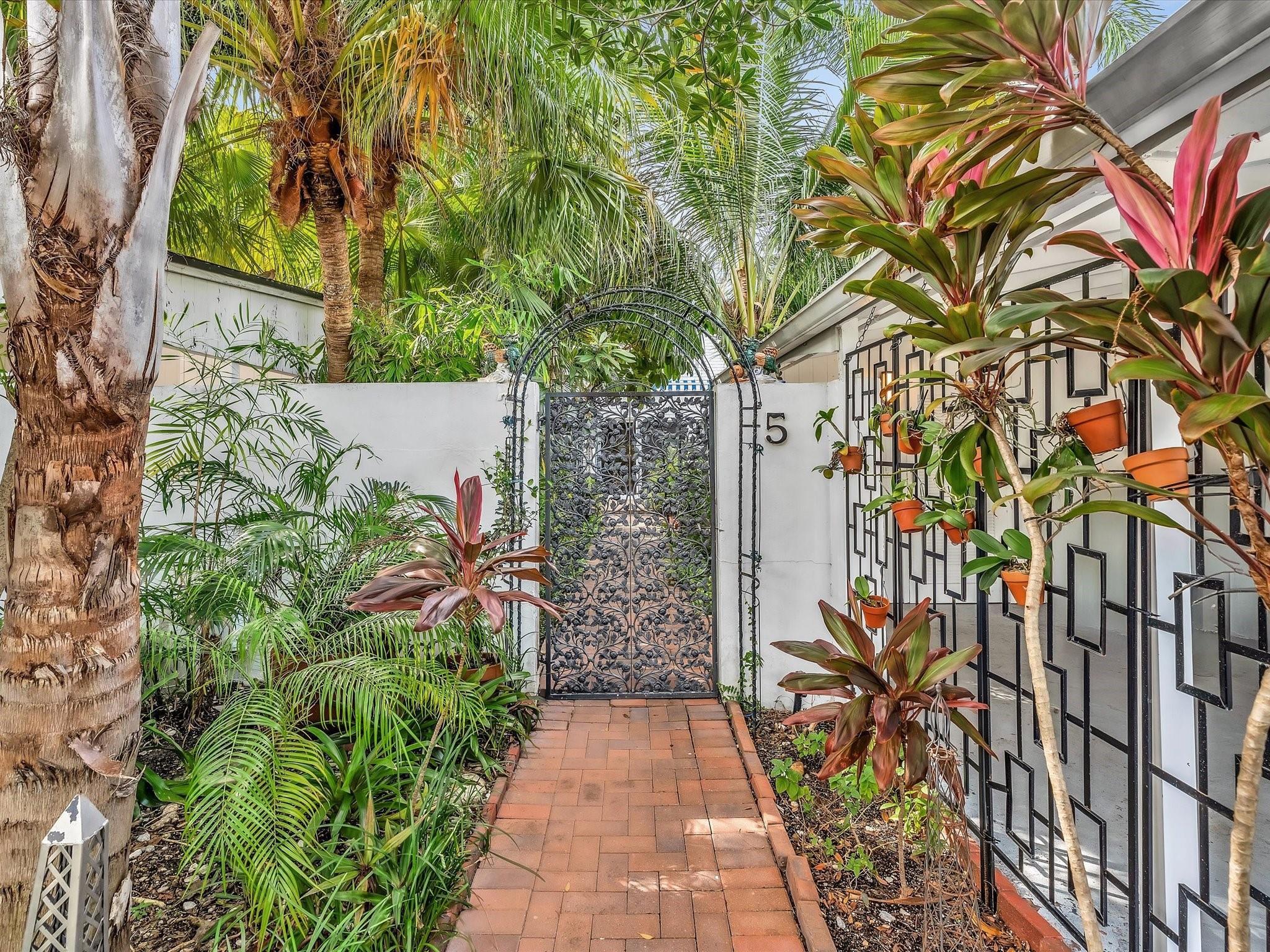 5 Middlesex Drive 5, Wilton Manors, FL 33305, Wilton Manors - Photo 4