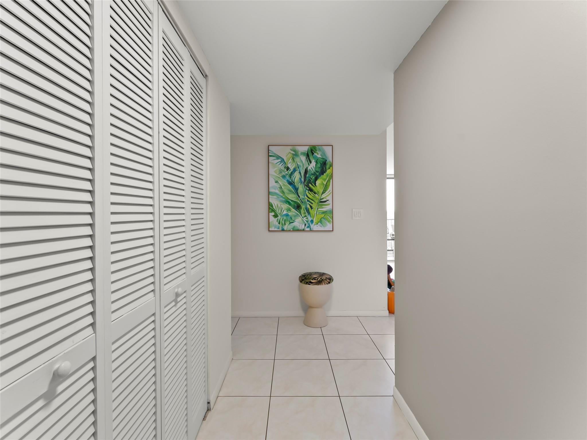 1301 River Reach Drive 515, Fort Lauderdale, FL 33315, Fort Lauderdale - Photo 2