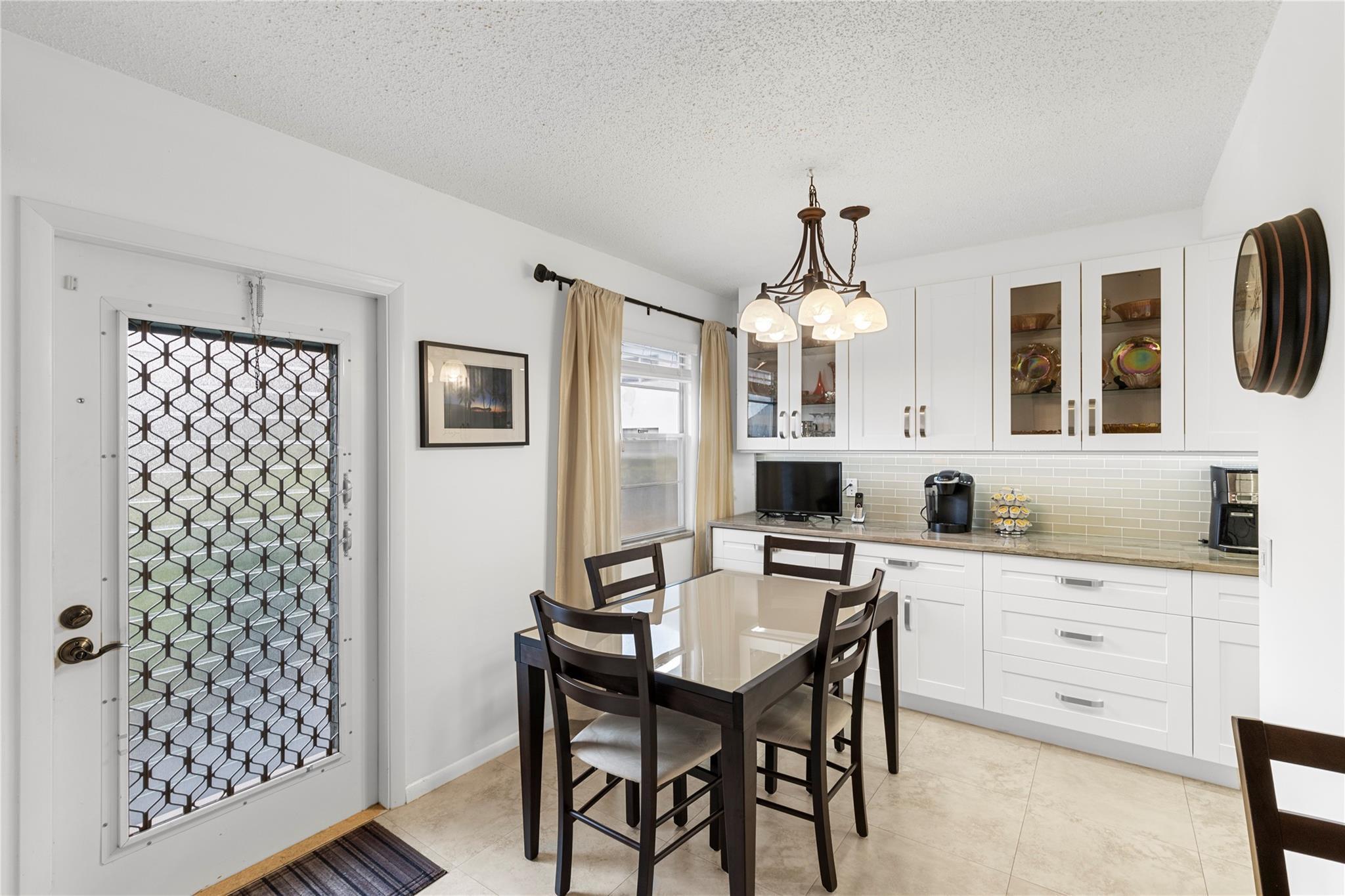 210 Oakridge 210, Deerfield Beach, FL 33442, Deerfield Beach - Photo 4