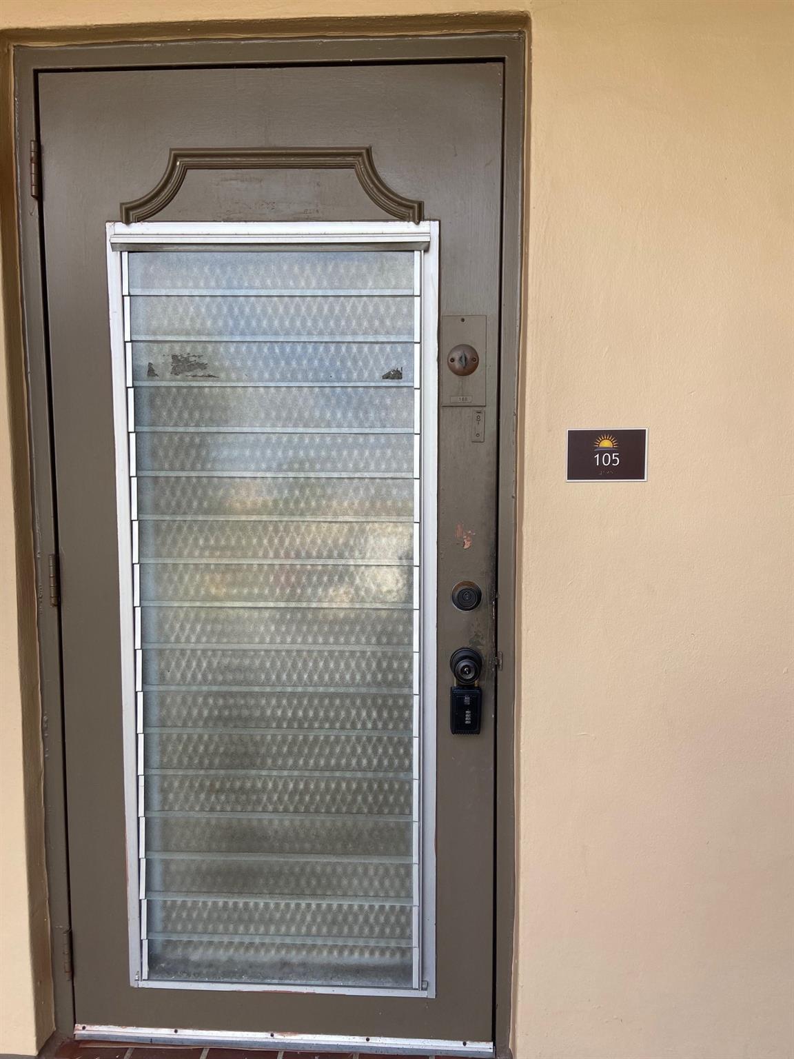 9370 Sunrise Lakes Boulevard 105, Sunrise, FL 33322, Sunrise - Photo 4