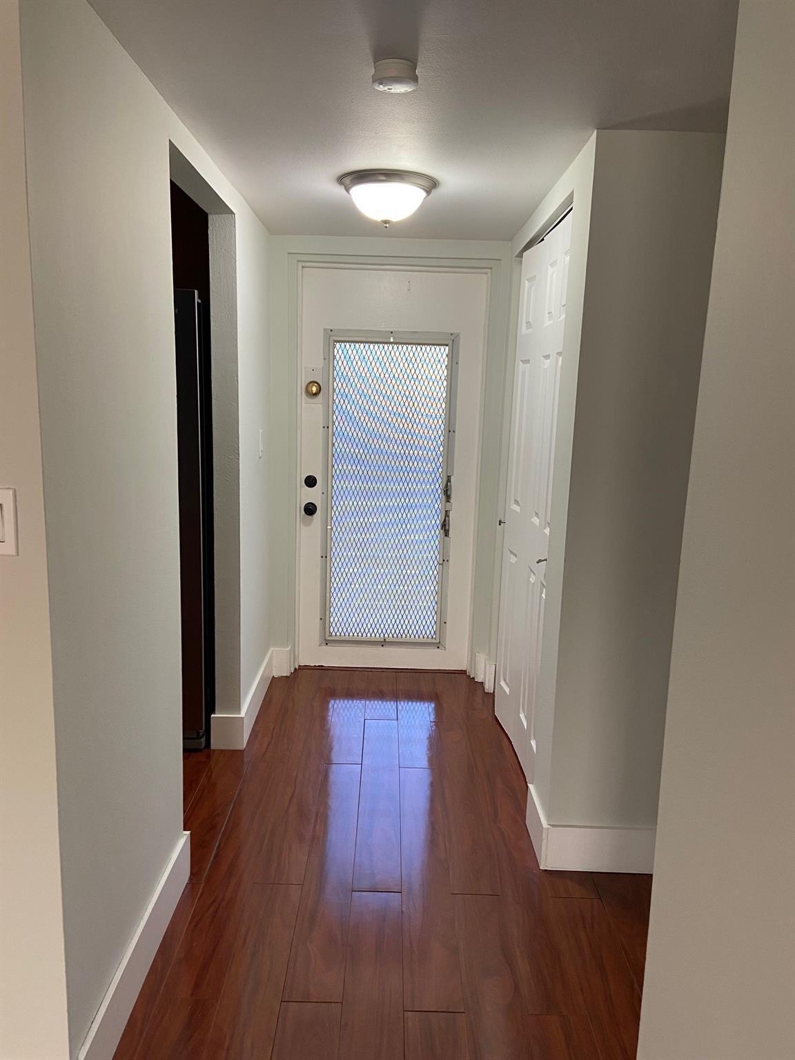 9370 Sunrise Lakes Boulevard 105, Sunrise, FL 33322, Sunrise - Photo 5