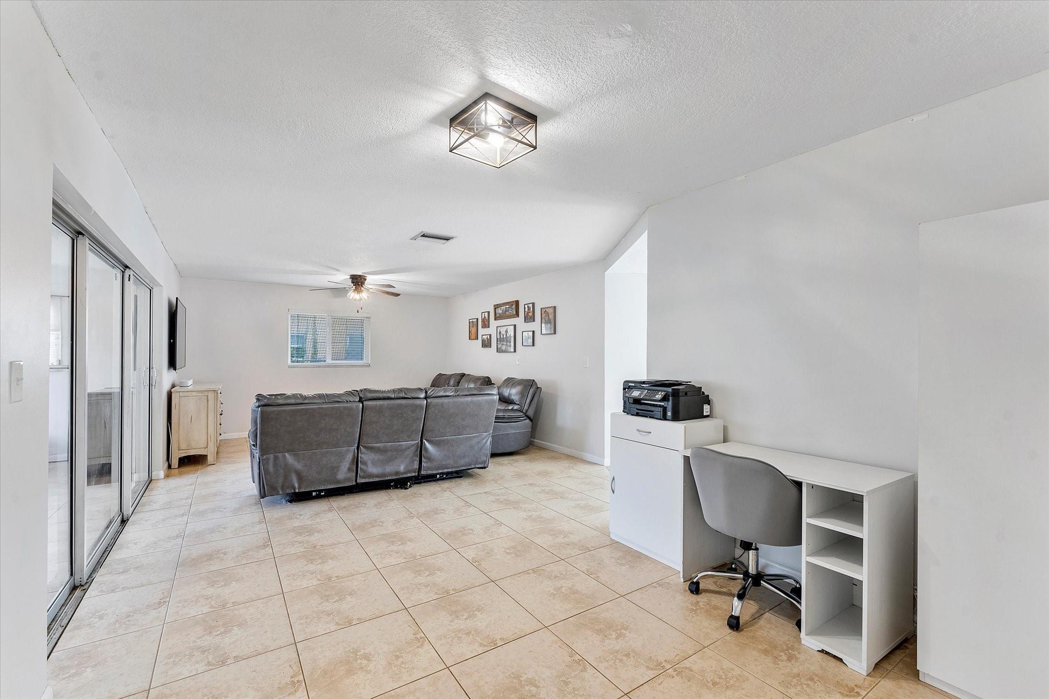 2757 NW 83rd Terrace, Coral Springs, FL 33065, Coral Springs - Photo 5