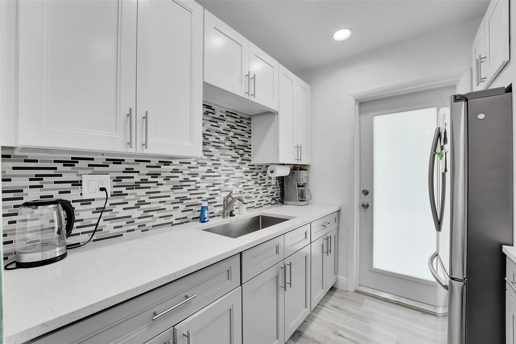 931 SE 9 17, Pompano Beach, FL 33060, Pompano Beach - Photo 5