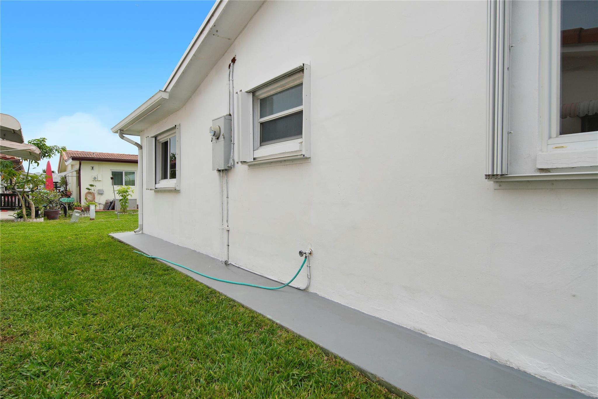4510 NW 49th Drive, Tamarac, FL 33319, Tamarac - Photo 5