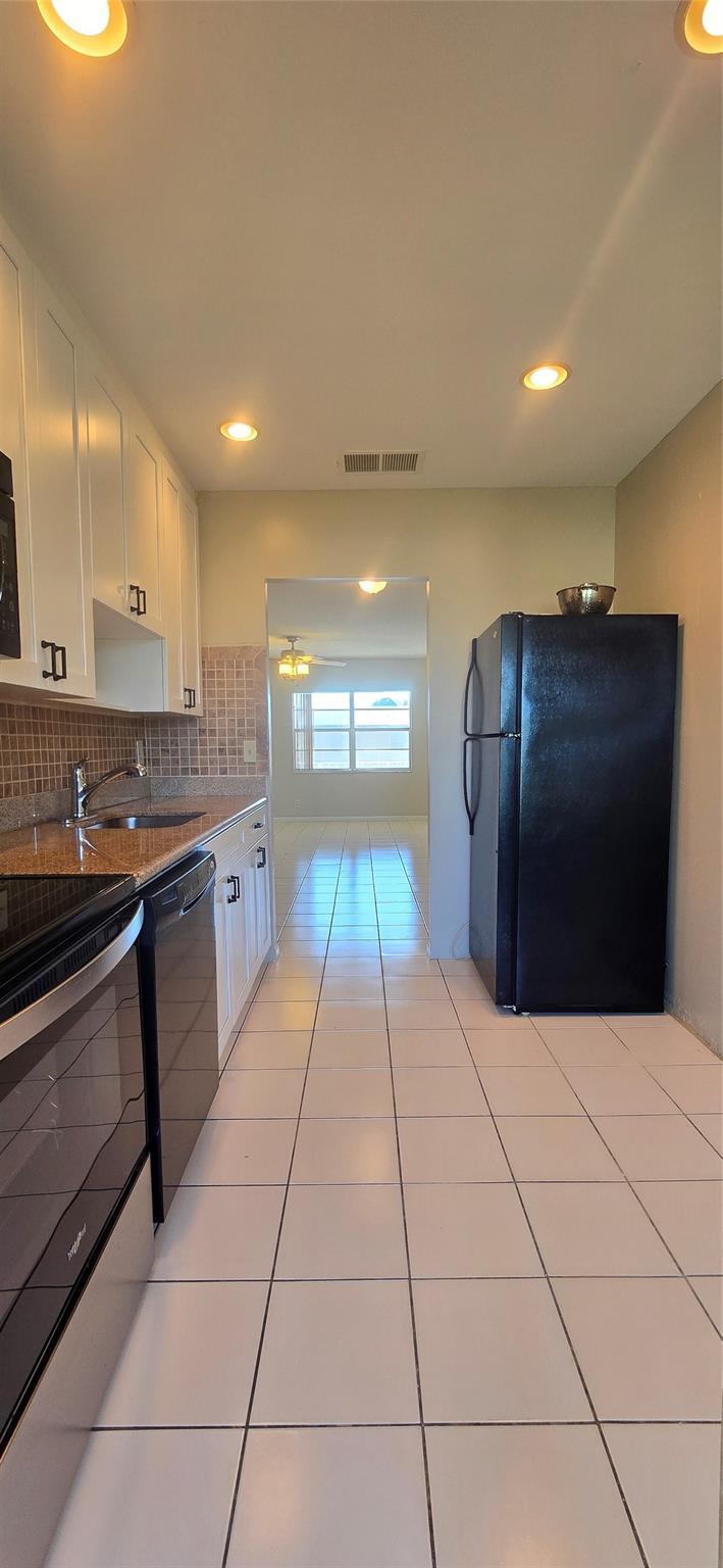 7305 NW 5th Court 204, Margate, FL 33063, Margate - Photo 4