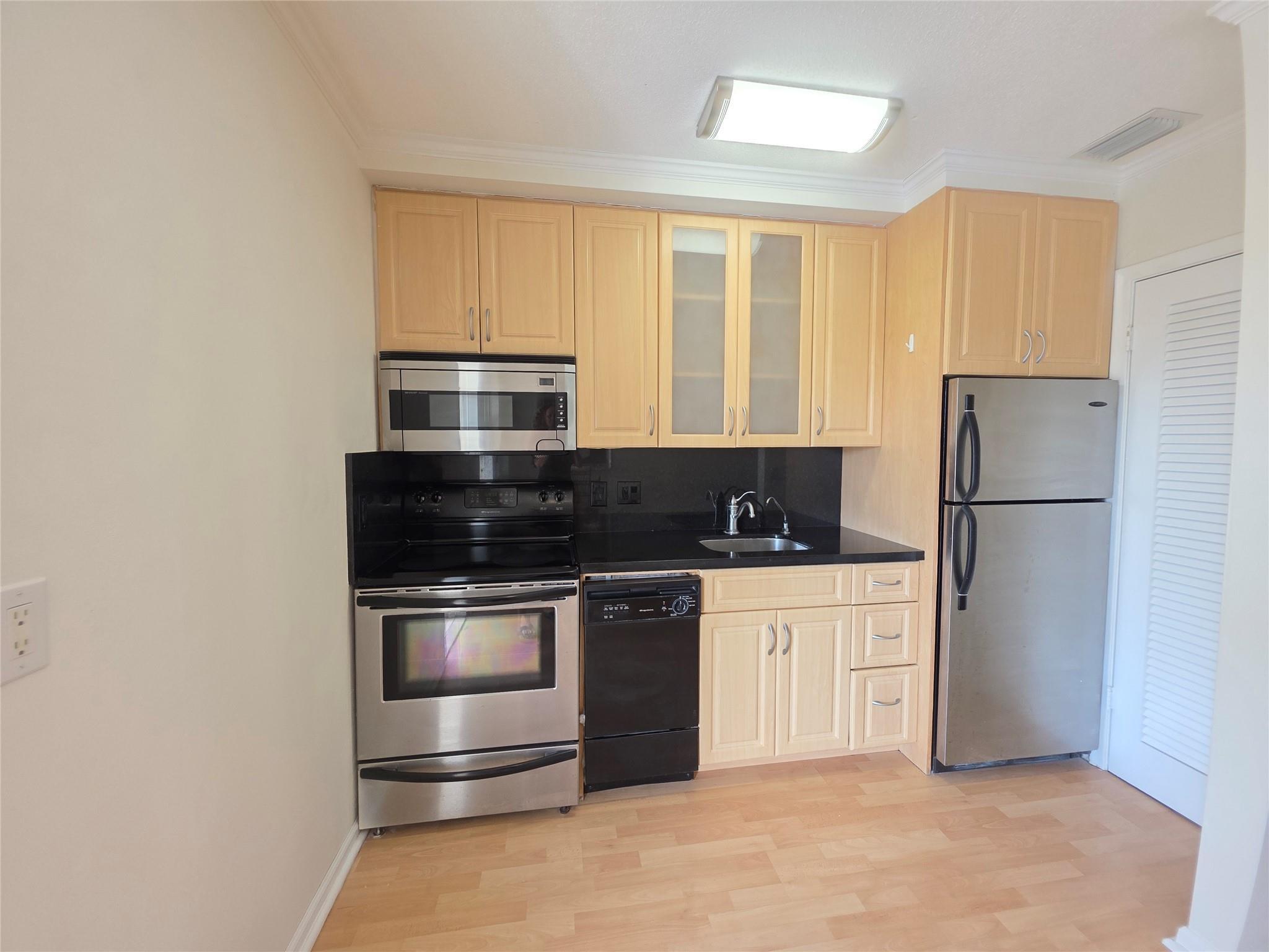 2131 NE 42nd Court 208e, Lighthouse Point, FL 33064, Lighthouse Point - Photo 5