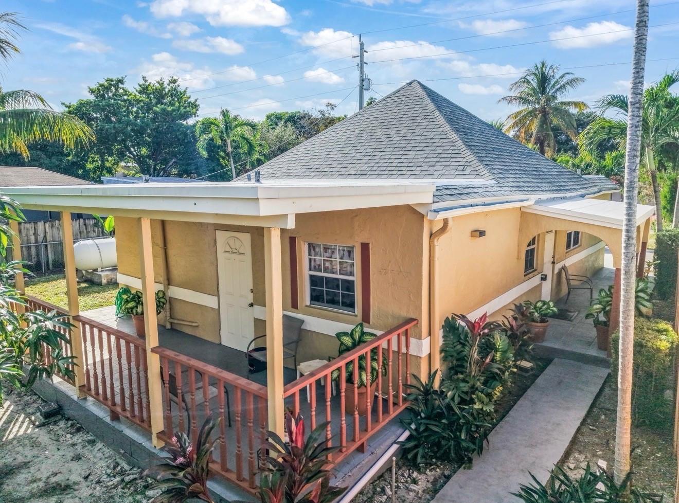 117 SW 1st Avenue, Hallandale Beach, FL 33009, Hallandale Beach