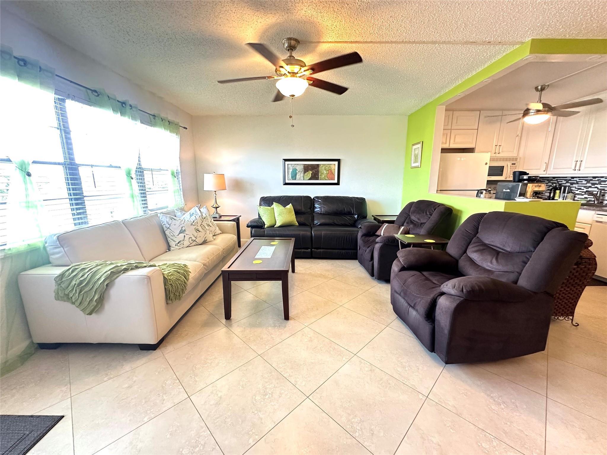 4115 Cambridge 4115, Deerfield Beach, FL 33442, Deerfield Beach - Photo 3