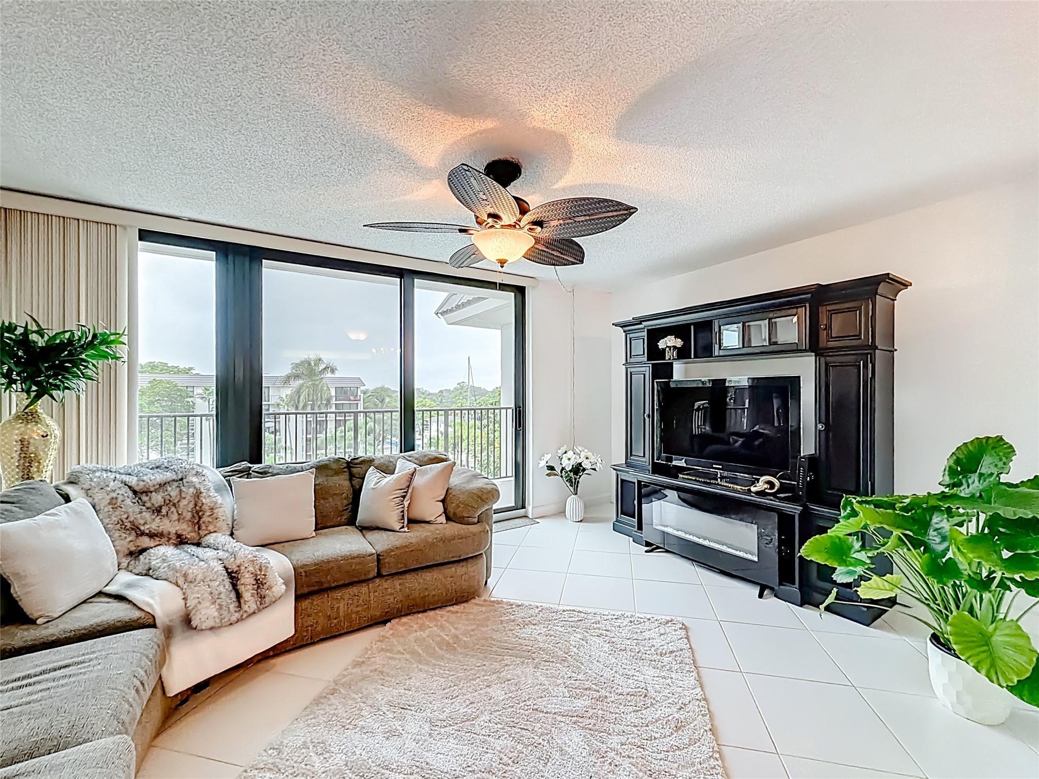 1101 River Reach Drive 502, Fort Lauderdale, FL 33315, Fort Lauderdale - Photo 4