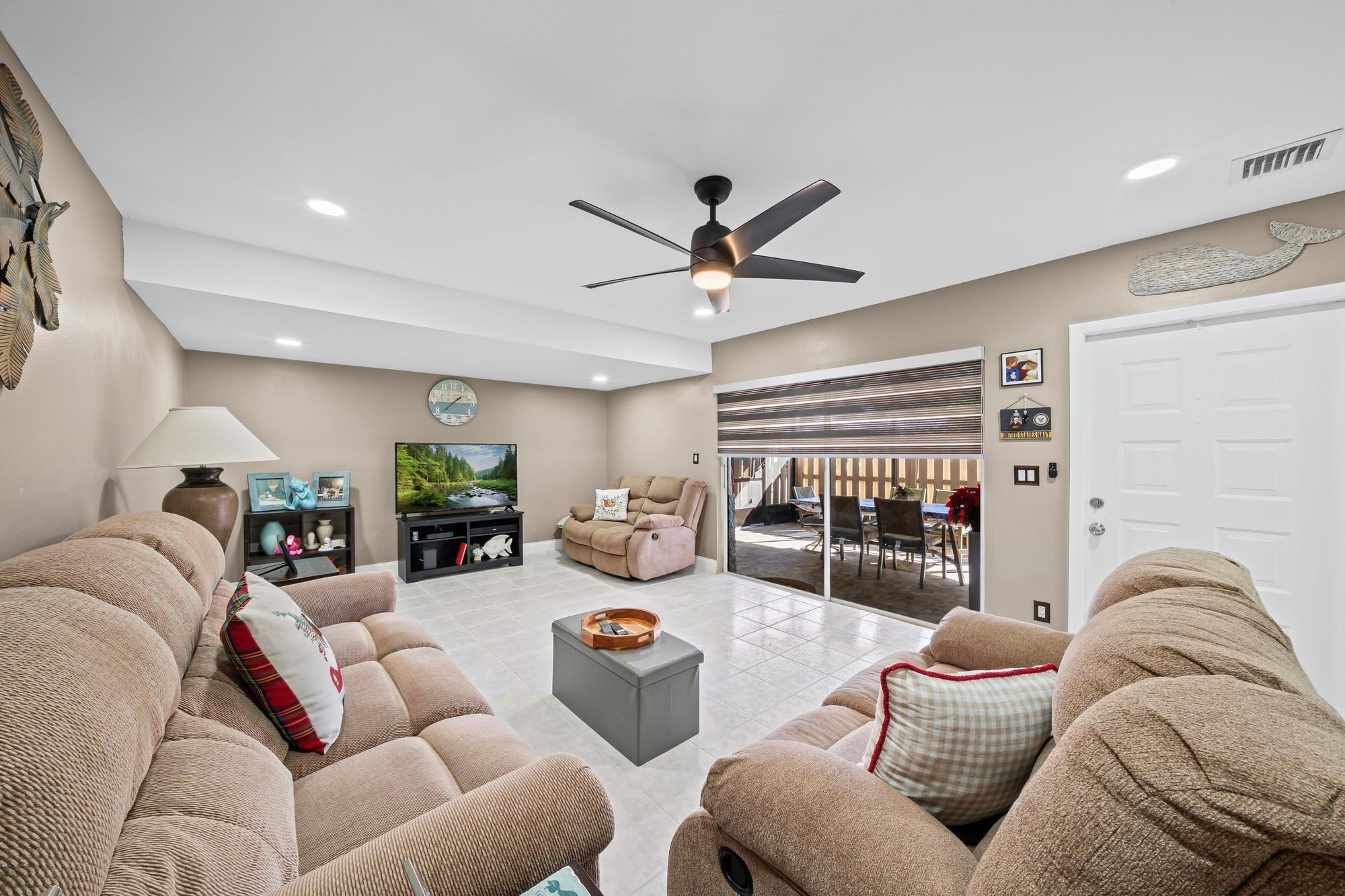 747 NW 30th Avenue D, Delray Beach, FL 33445, Delray Beach - Photo 4