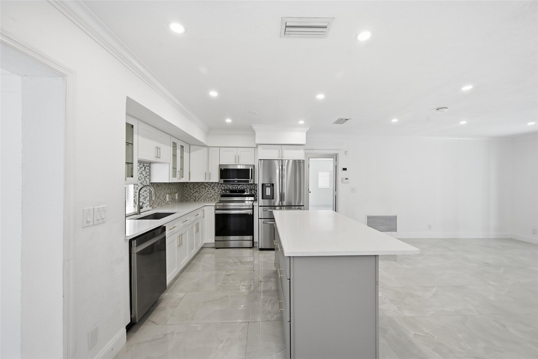 1400 SE 8th Avenue, Deerfield Beach, FL 33441, Deerfield Beach - Photo 5