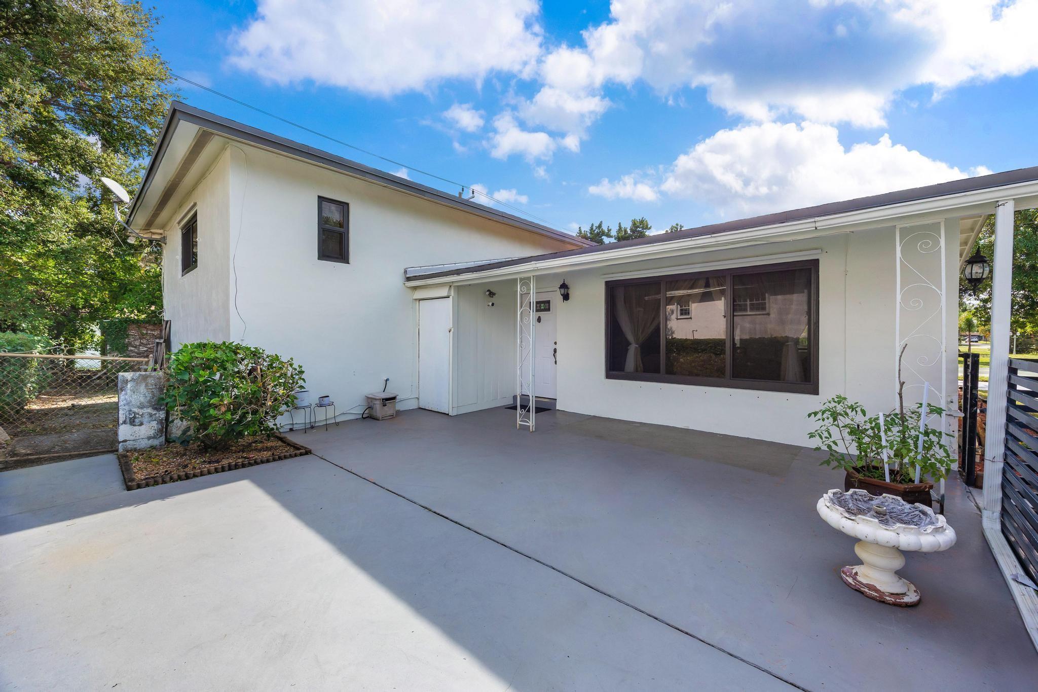 20335 NE 13th Court, Miami, FL 33179, Miami - Photo 4