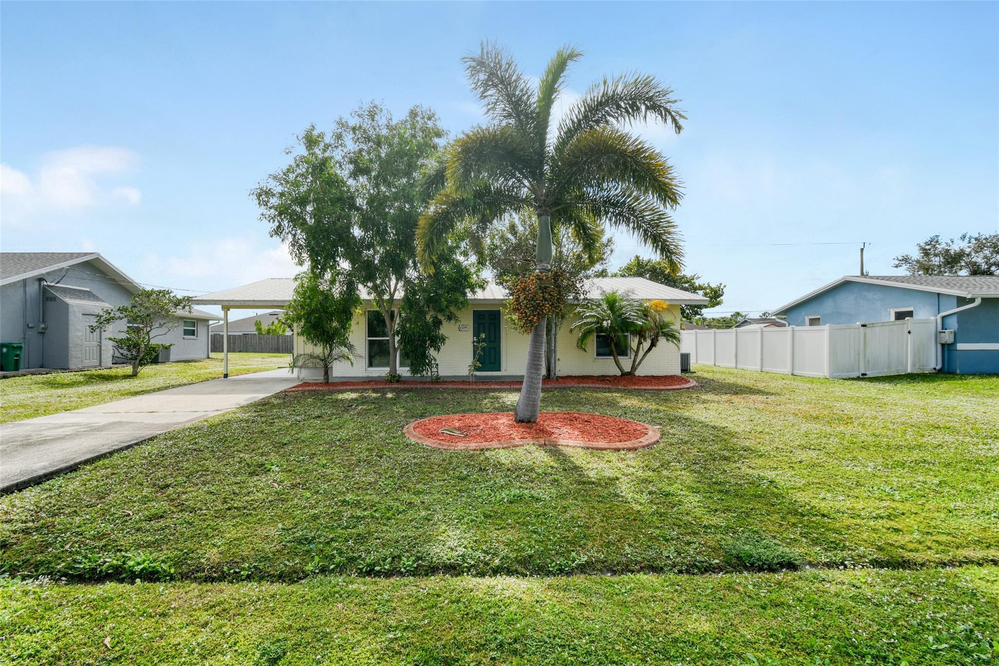118 SW Ray Avenue, Port St. Lucie, FL 34983, Port St. Lucie - Photo 3