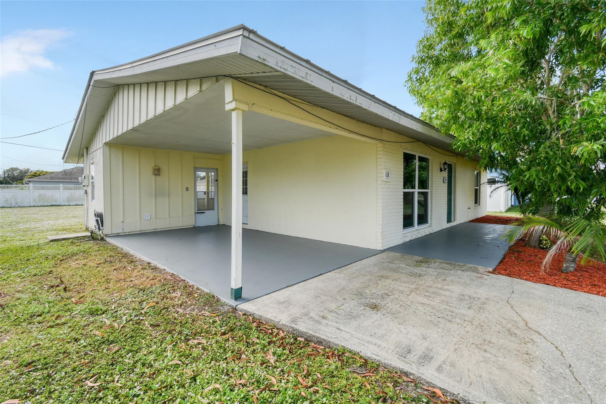 118 SW Ray Avenue, Port St. Lucie, FL 34983, Port St. Lucie - Photo 5