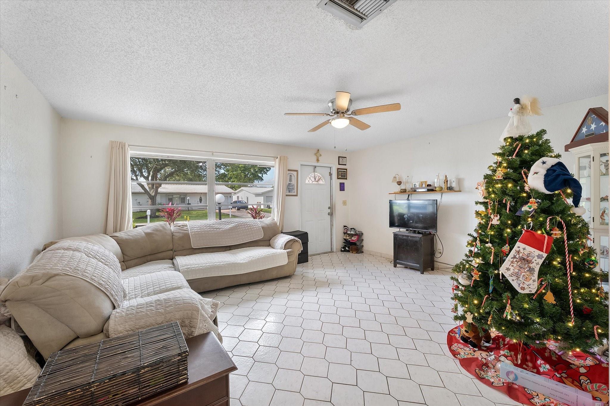 1540 NW 85th Avenue, Plantation, FL 33322, Plantation - Photo 5