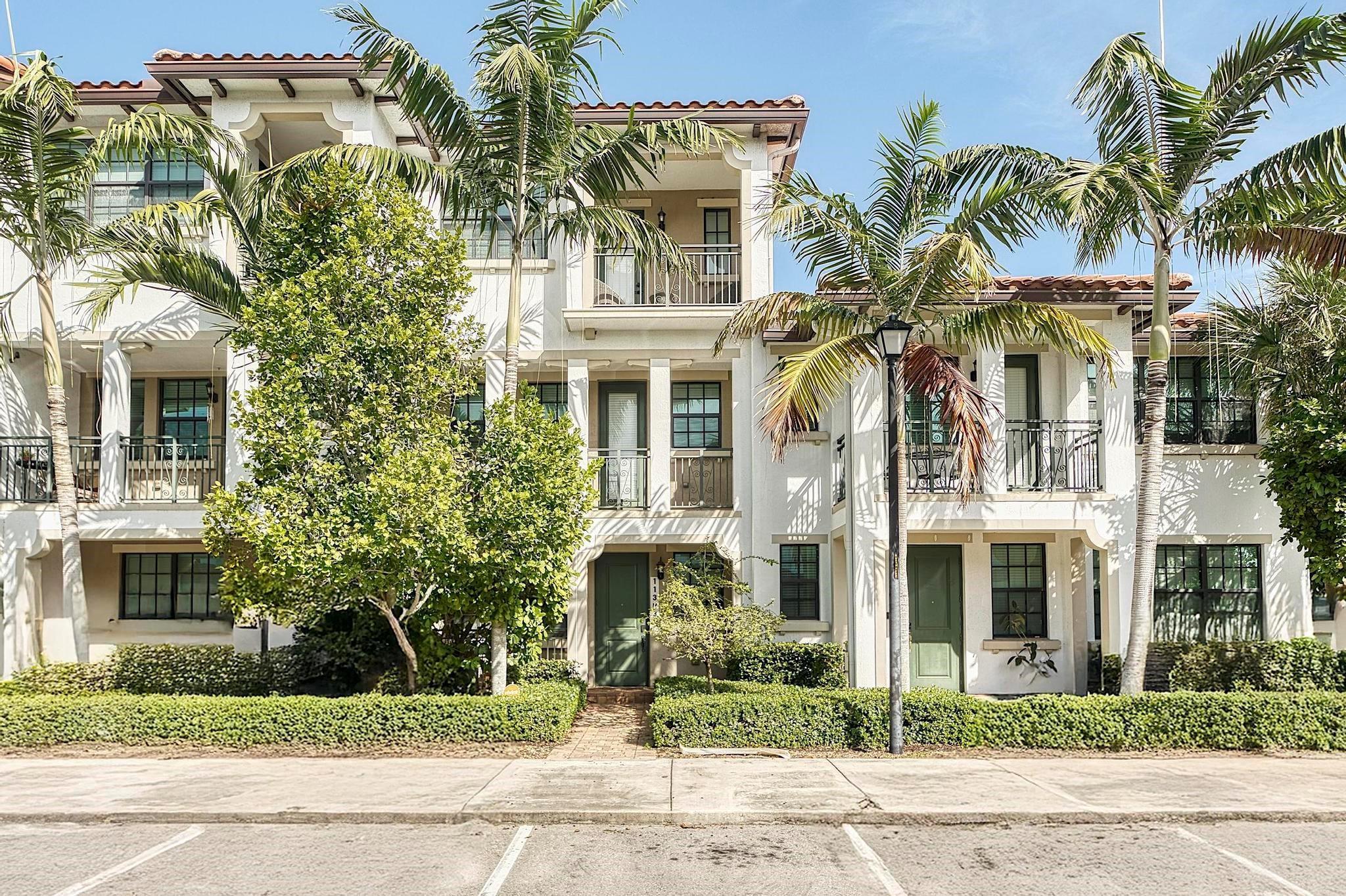 11303 SW 15th Street, Pembroke Pines, FL 33025, Pembroke Pines