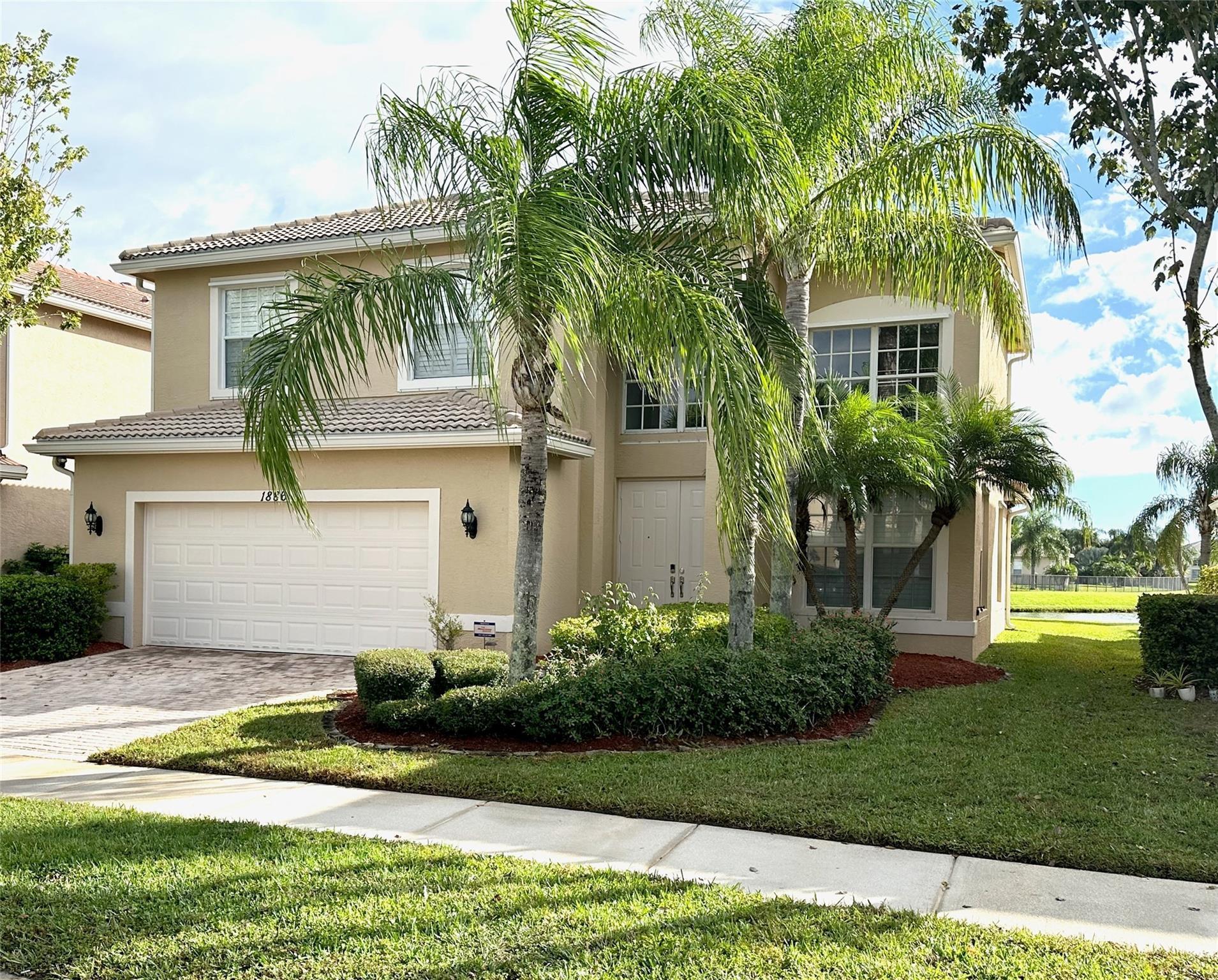 1886 SW Grey Falcon Cir Circle SW, Vero Beach, FL 32962, Vero Beach - Photo 2