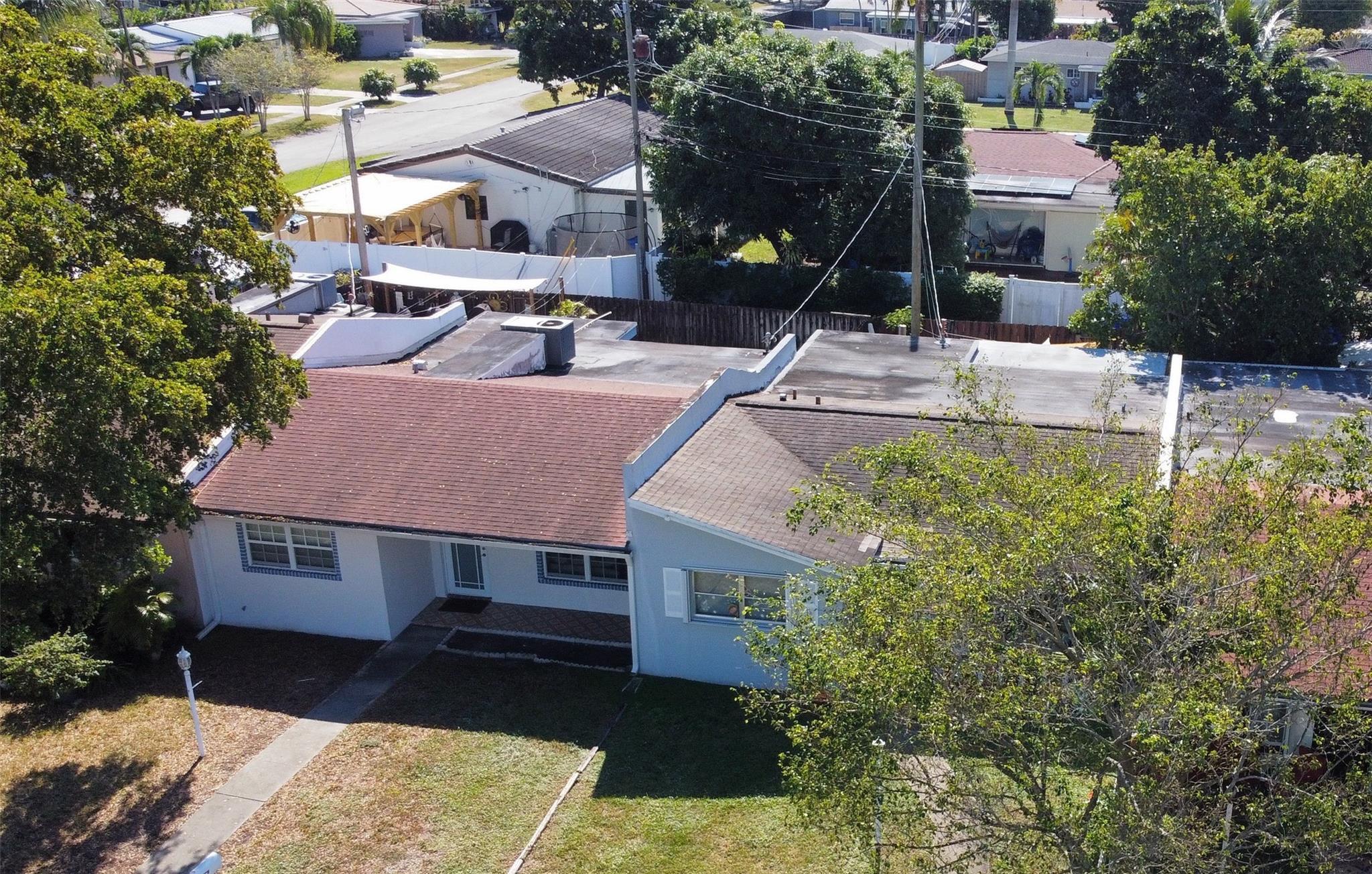 810 N Golf Drive 810, Hollywood, FL 33021, Hollywood - Photo 2