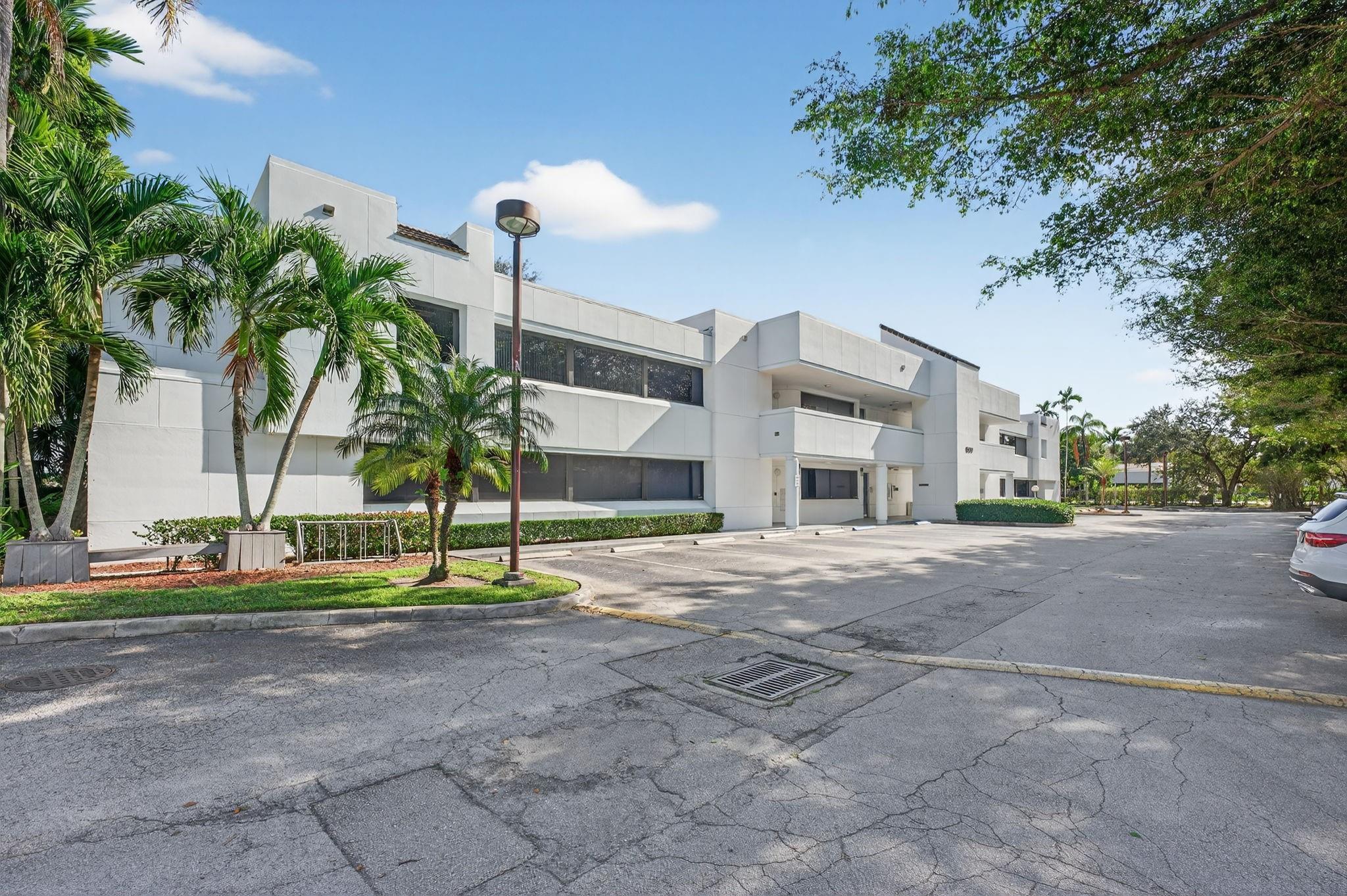 1500 NW 10th Avenue 201, Boca Raton, FL 33486, Boca Raton - Photo 3