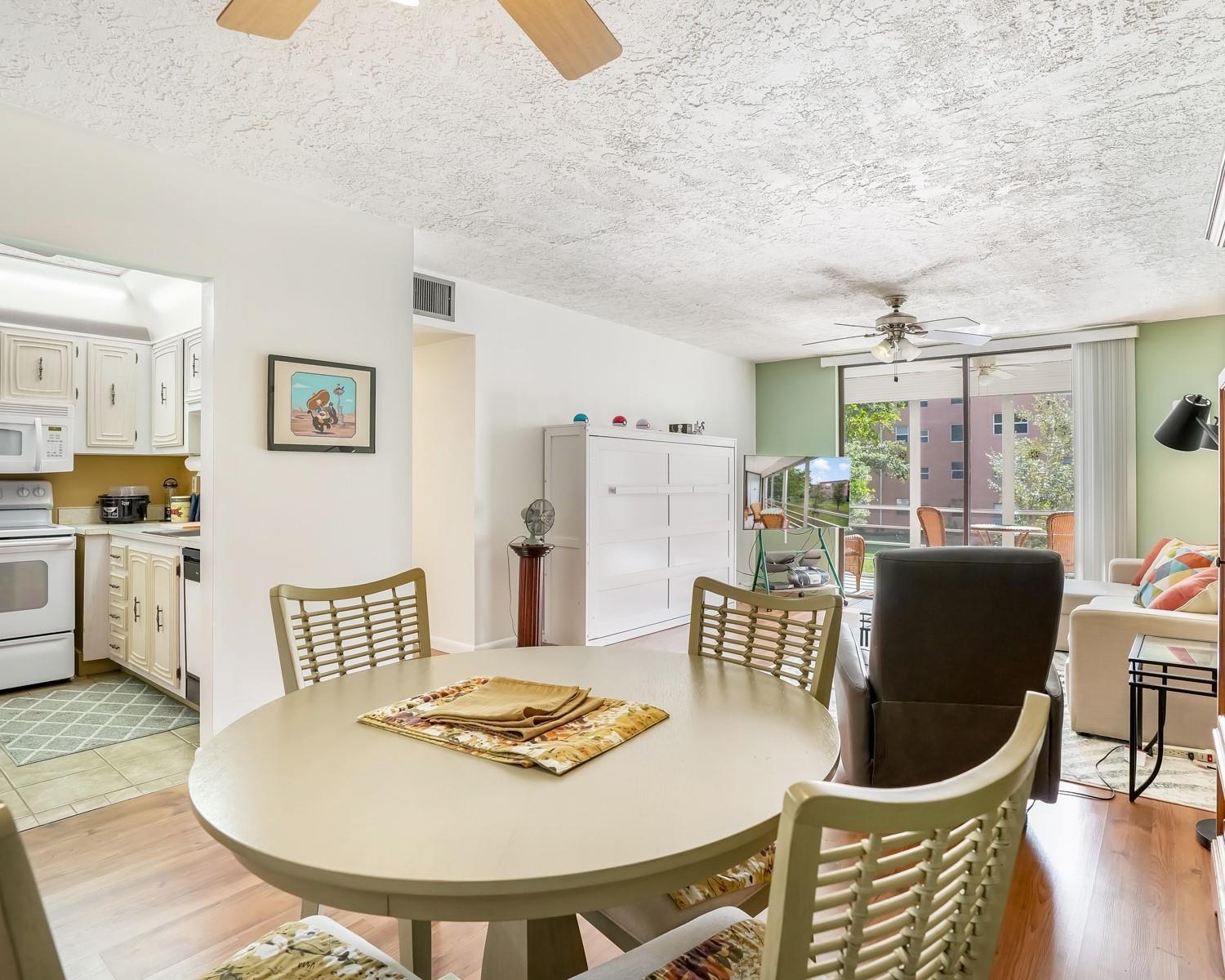2851 Somerset Drive 205, Lauderdale Lakes, FL 33311, Lauderdale Lakes - Photo 3