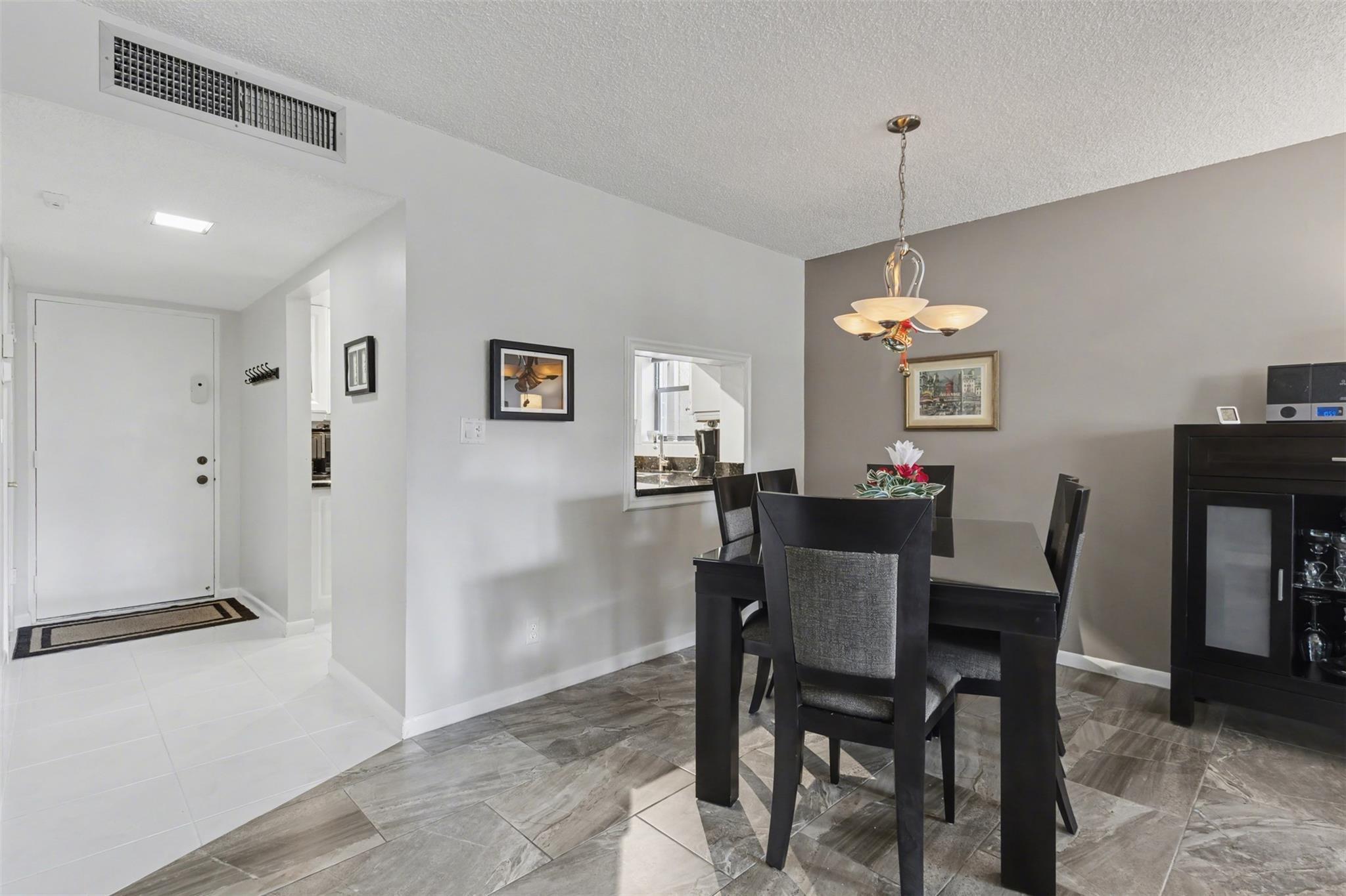 2307 S Cypress Bend Drive 106a, Pompano Beach, FL 33069, Pompano Beach - Photo 4