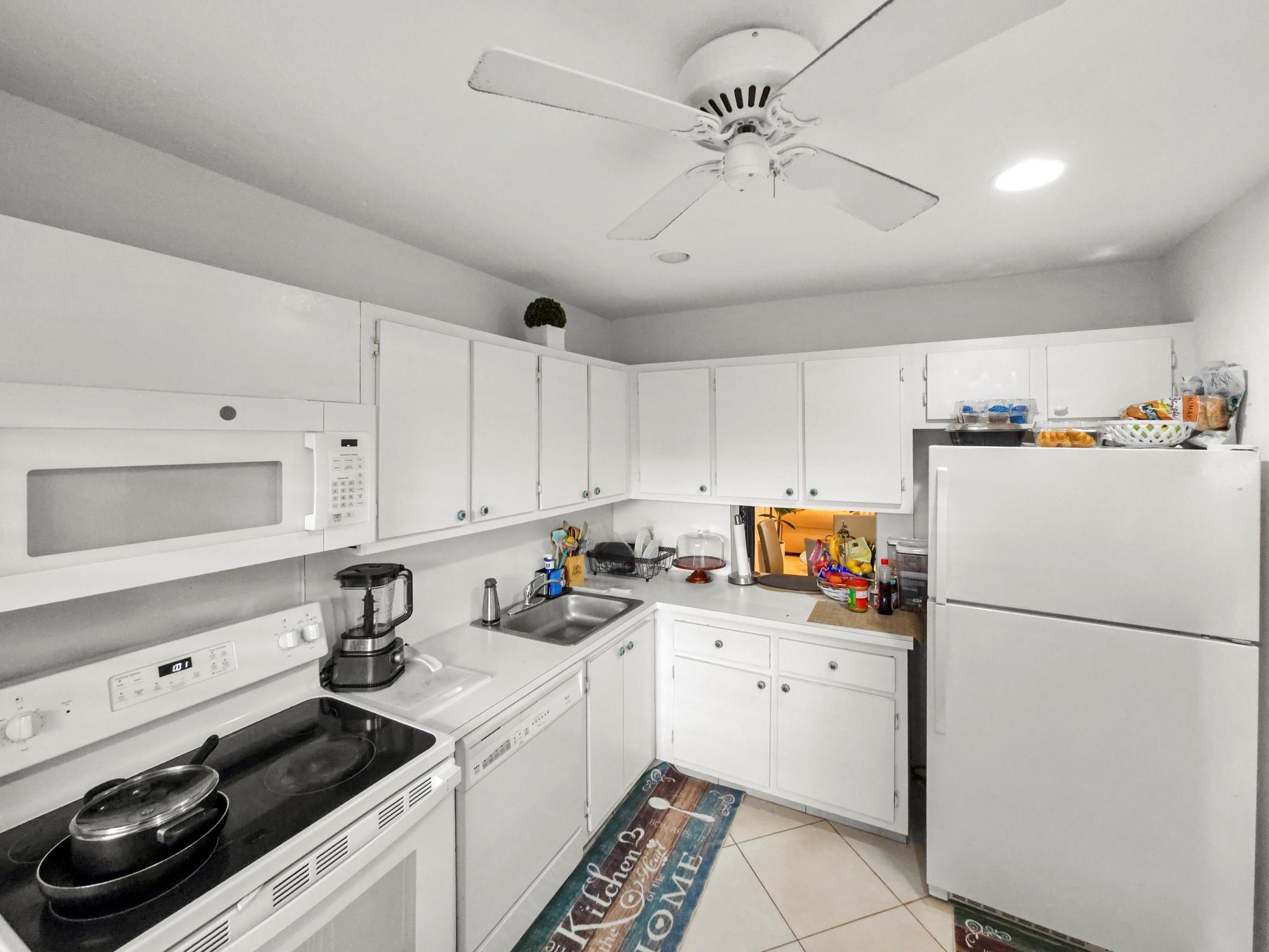 9286 Vista Del Lago 35b, Boca Raton, FL 33428, Boca Raton - Photo 4