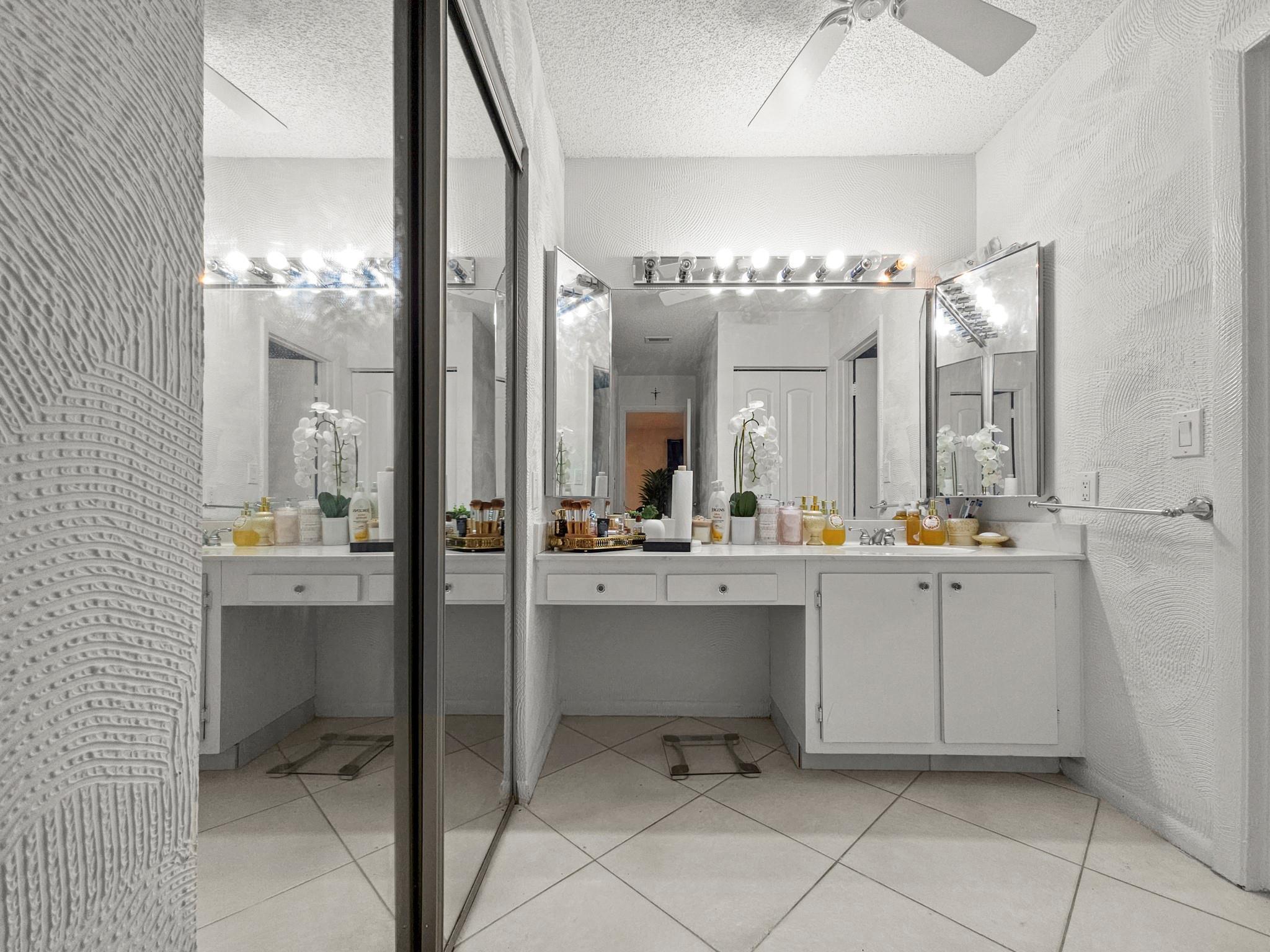9286 Vista Del Lago 35b, Boca Raton, FL 33428, Boca Raton - Photo 5