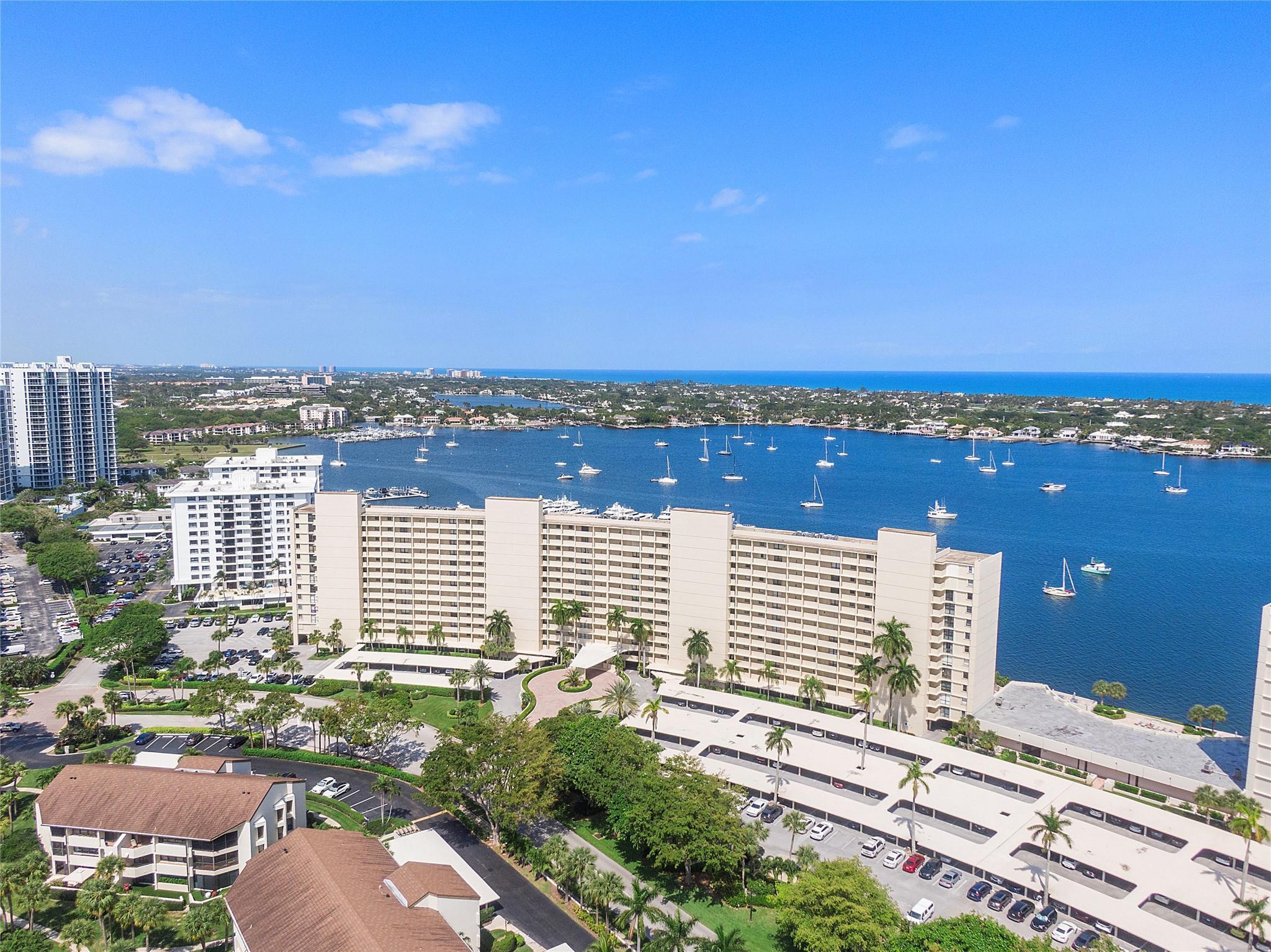 136 Lakeshore Drive T10, North Palm Beach, FL 33408, North Palm Beach - Photo 3