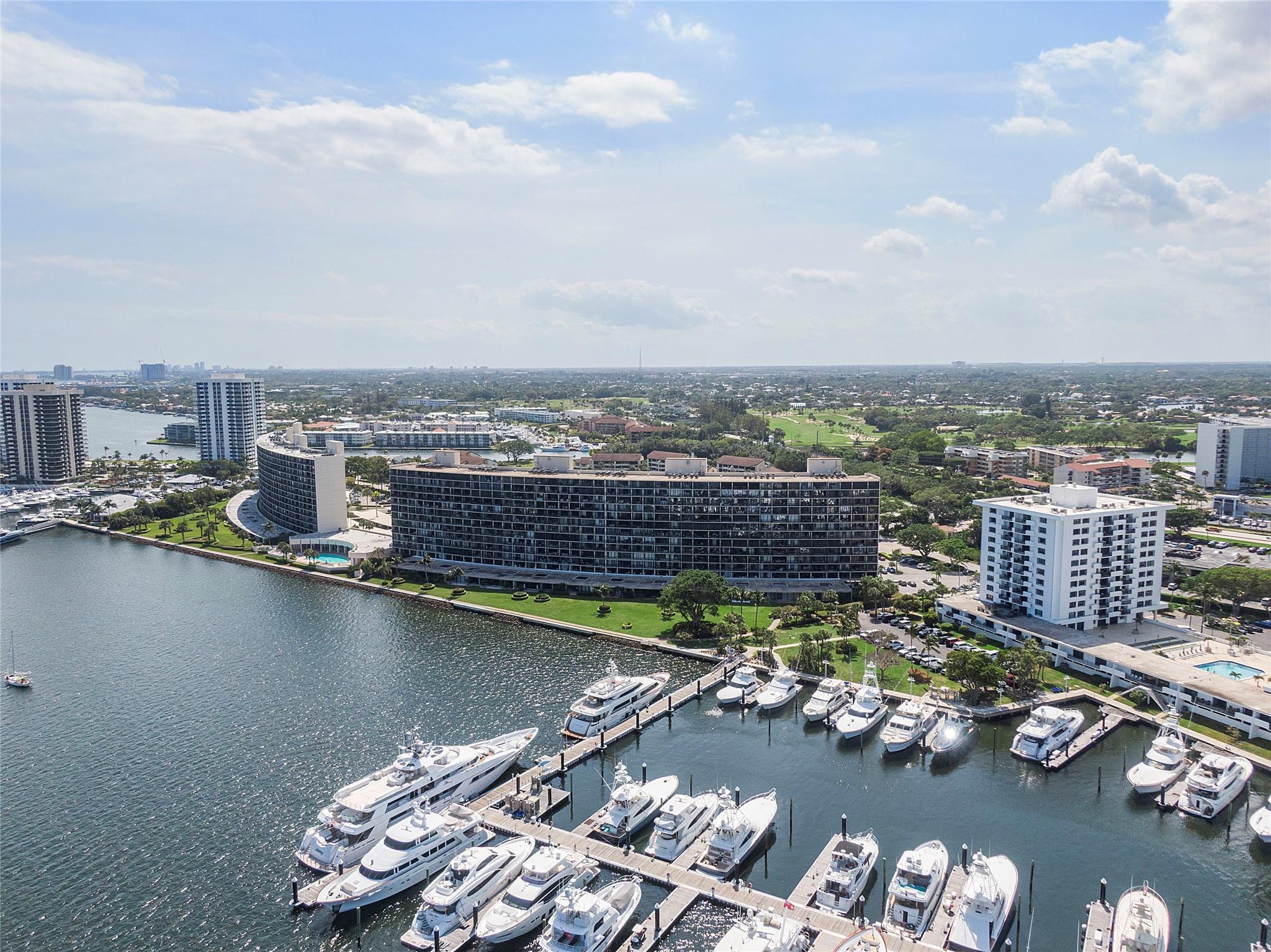 136 Lakeshore Drive T10, North Palm Beach, FL 33408, North Palm Beach - Photo 4