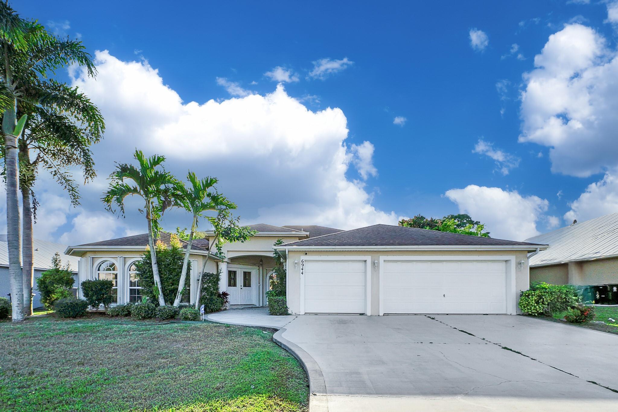 6944 NW Daffodil Lane, Port St. Lucie, FL 34983, Port St. Lucie - Photo 2