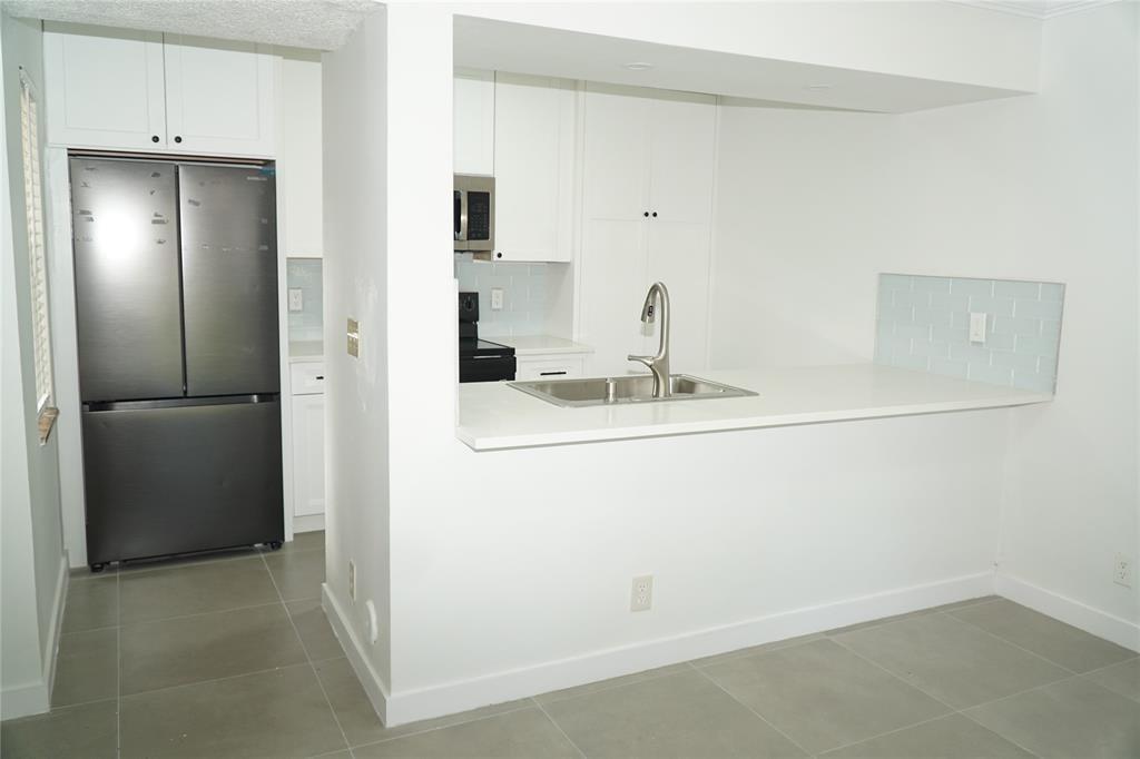 11574 NW 44th Street 11574, Coral Springs, FL 33065, Coral Springs - Photo 4