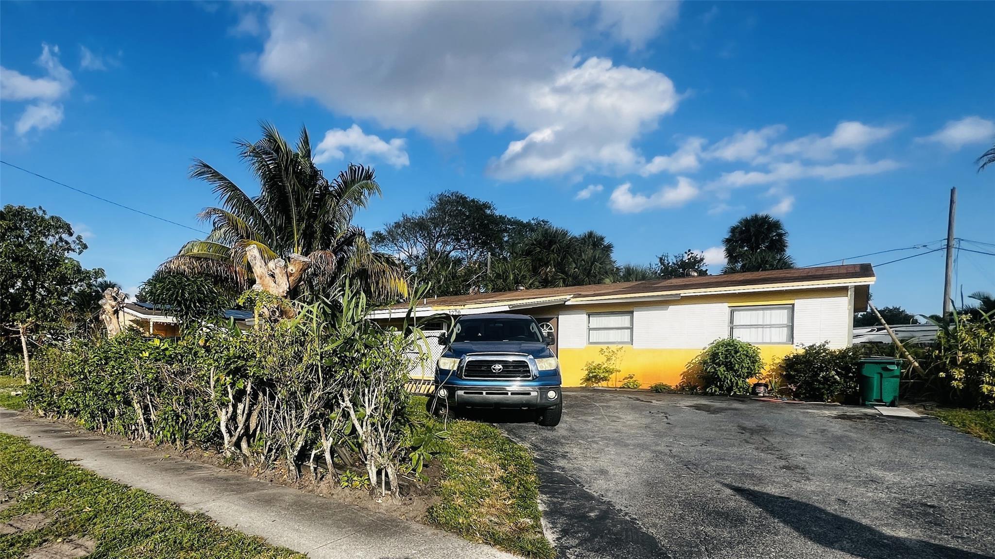 , Lauderhill - Photo 4