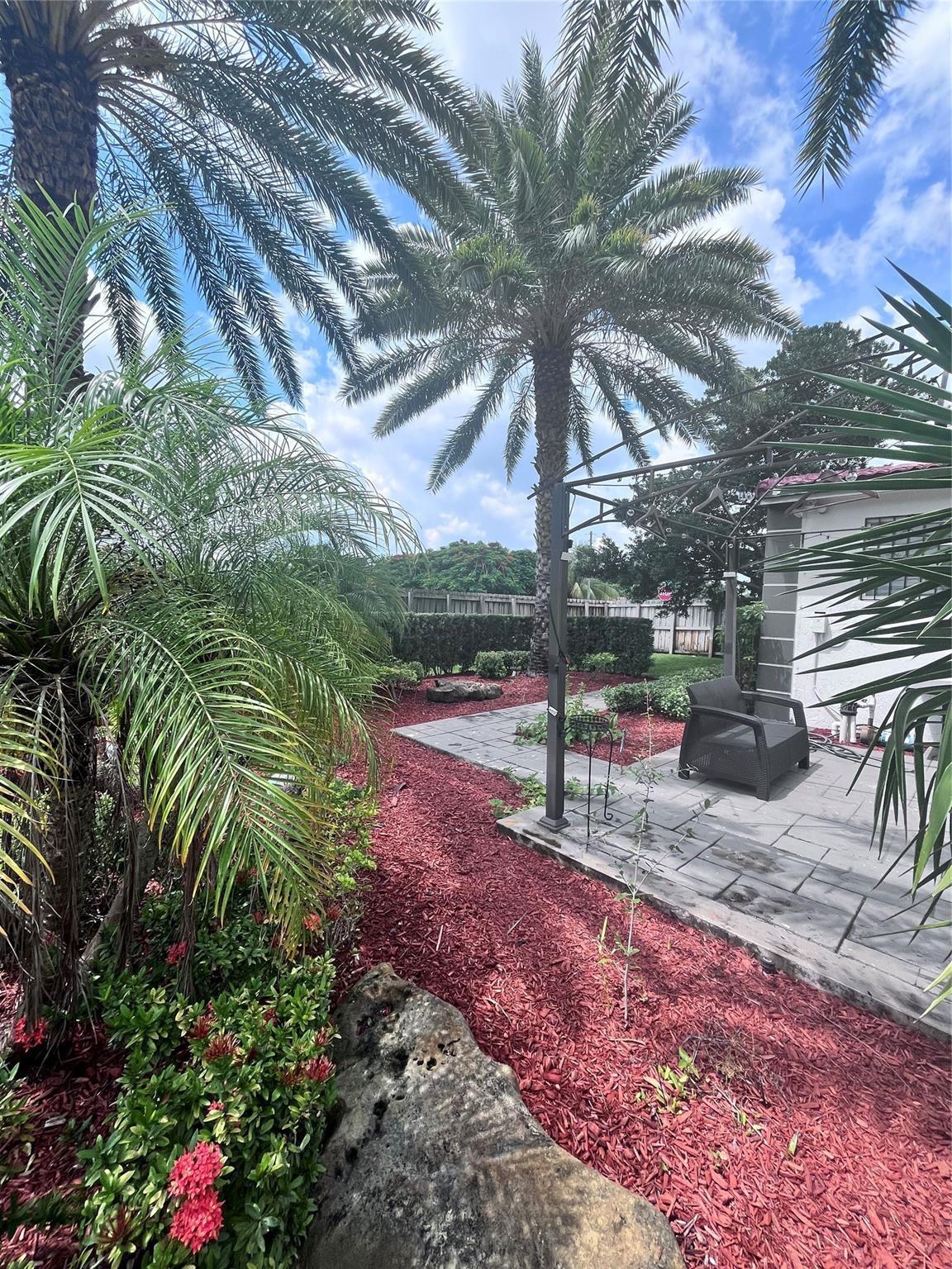 10549 NW 56th Place, Coral Springs, FL 33076, Coral Springs - Photo 5