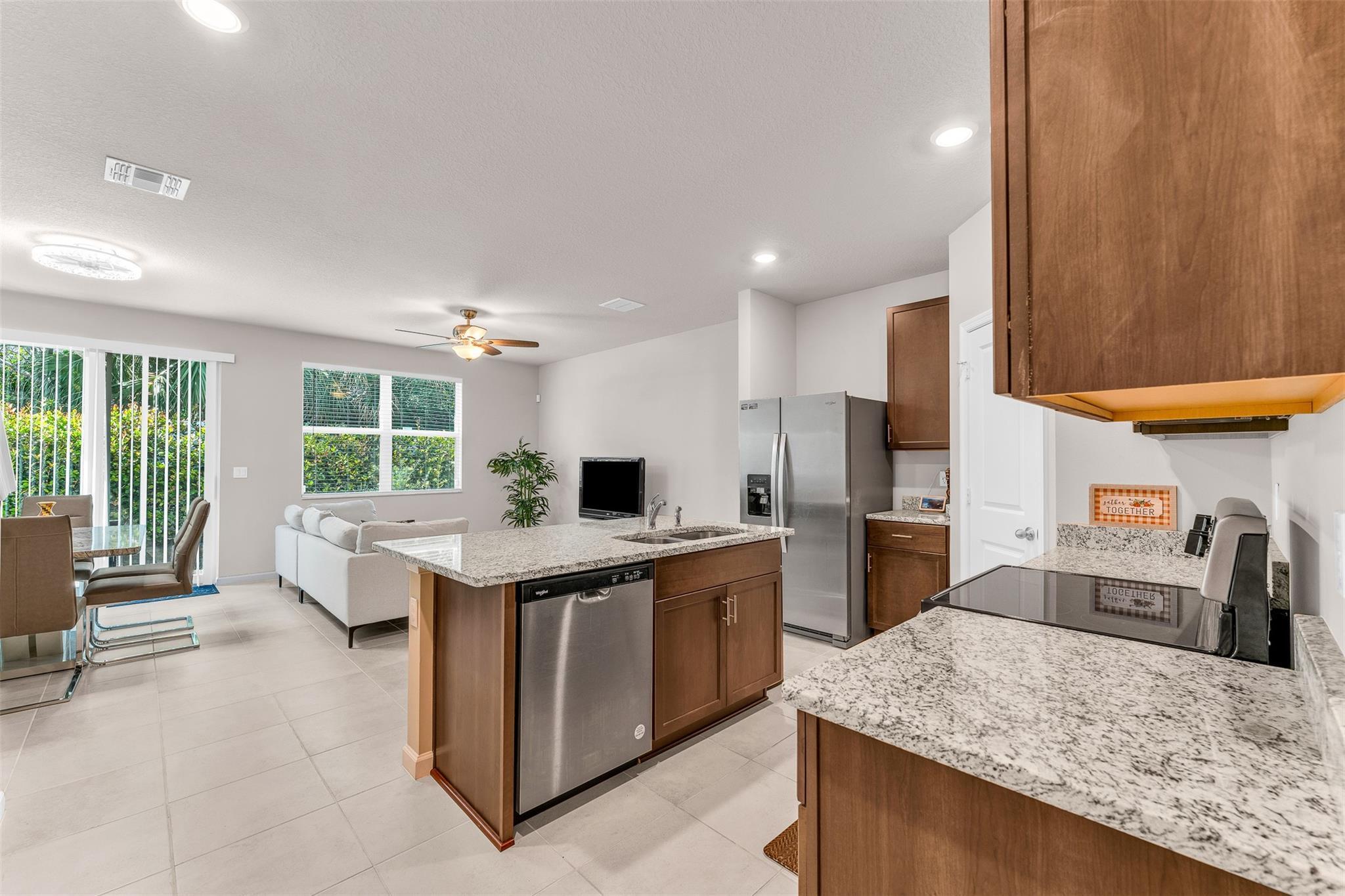 5659 Enclave Drive, Mangonia Park, FL 33407, Mangonia Park - Photo 5