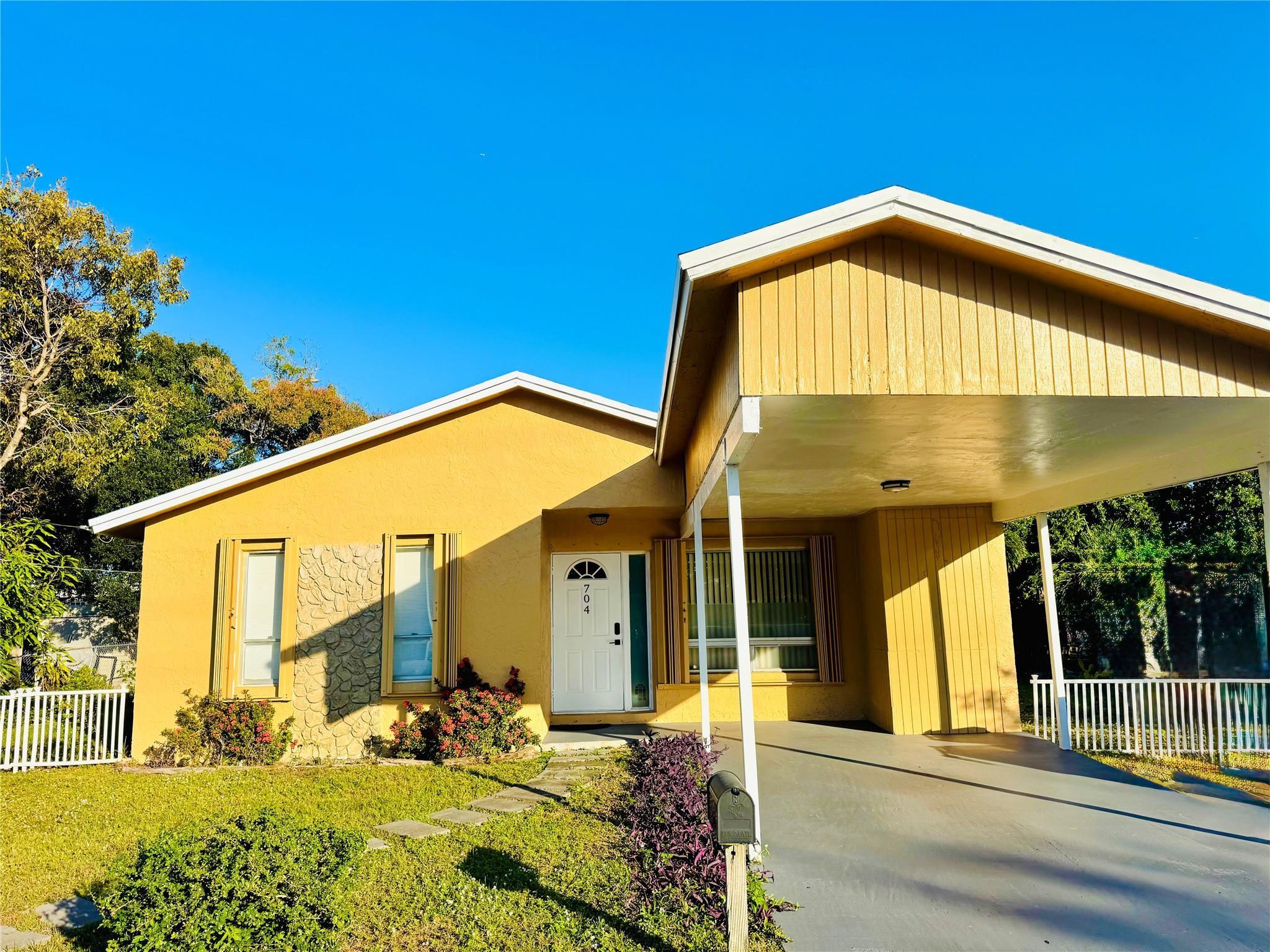 704 NW 3rd Avenue, Pompano Beach, FL 33060, Pompano Beach