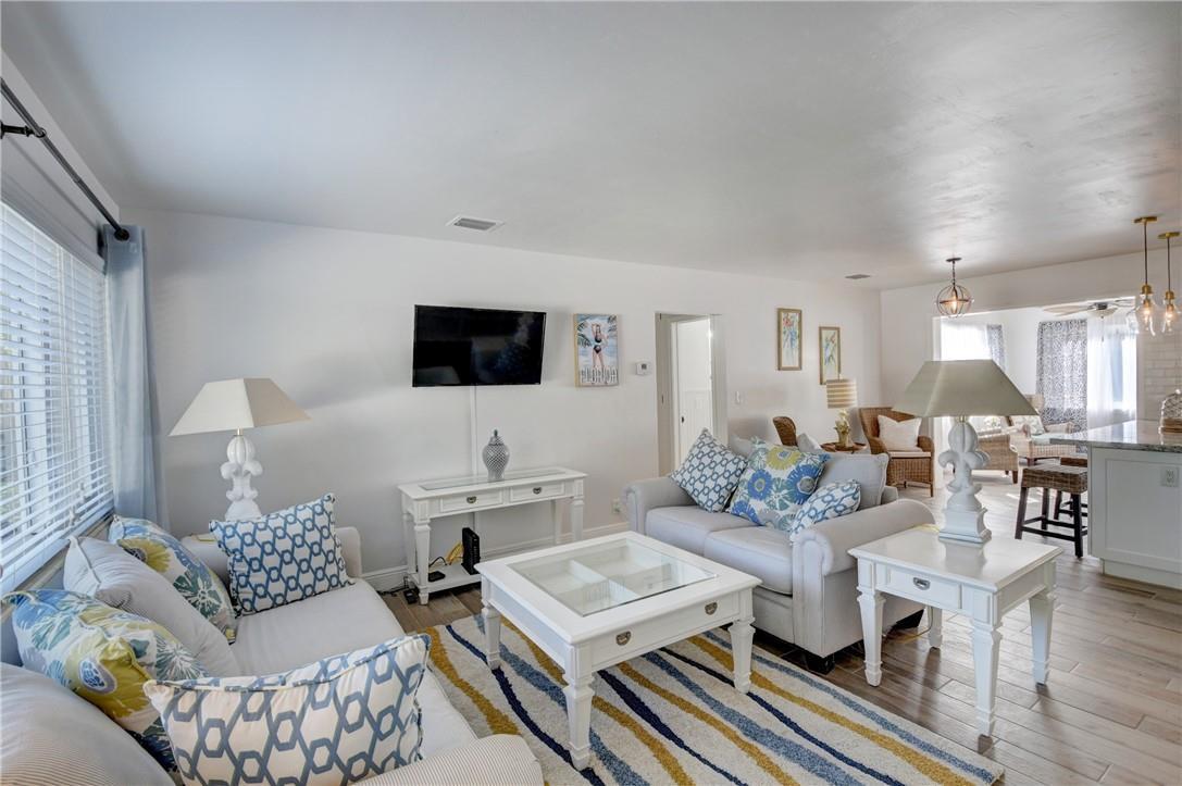 10 S Swinton Circle, Delray Beach, FL 33444, Delray Beach - Photo 4