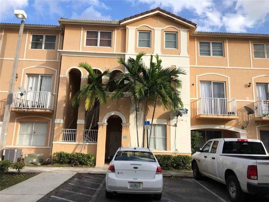 7060 NW 177th Street 103, Hialeah, FL 33015, Hialeah
