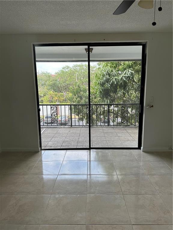 3680 Inverrary Drive 3r, Lauderhill, FL 33319, Lauderhill - Photo 5